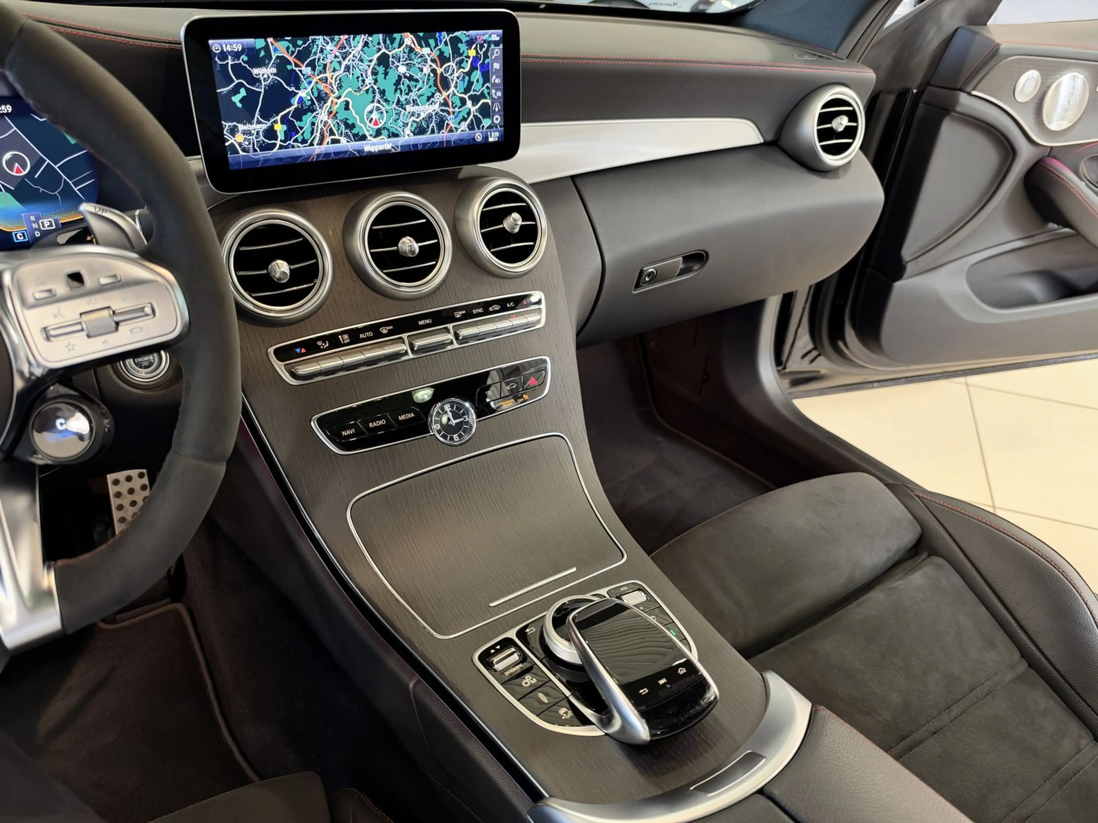 Mercedes-Benz C 43 AMG Coupe 4M *Perf AGA-Burmester-360°-19"* — photo 13