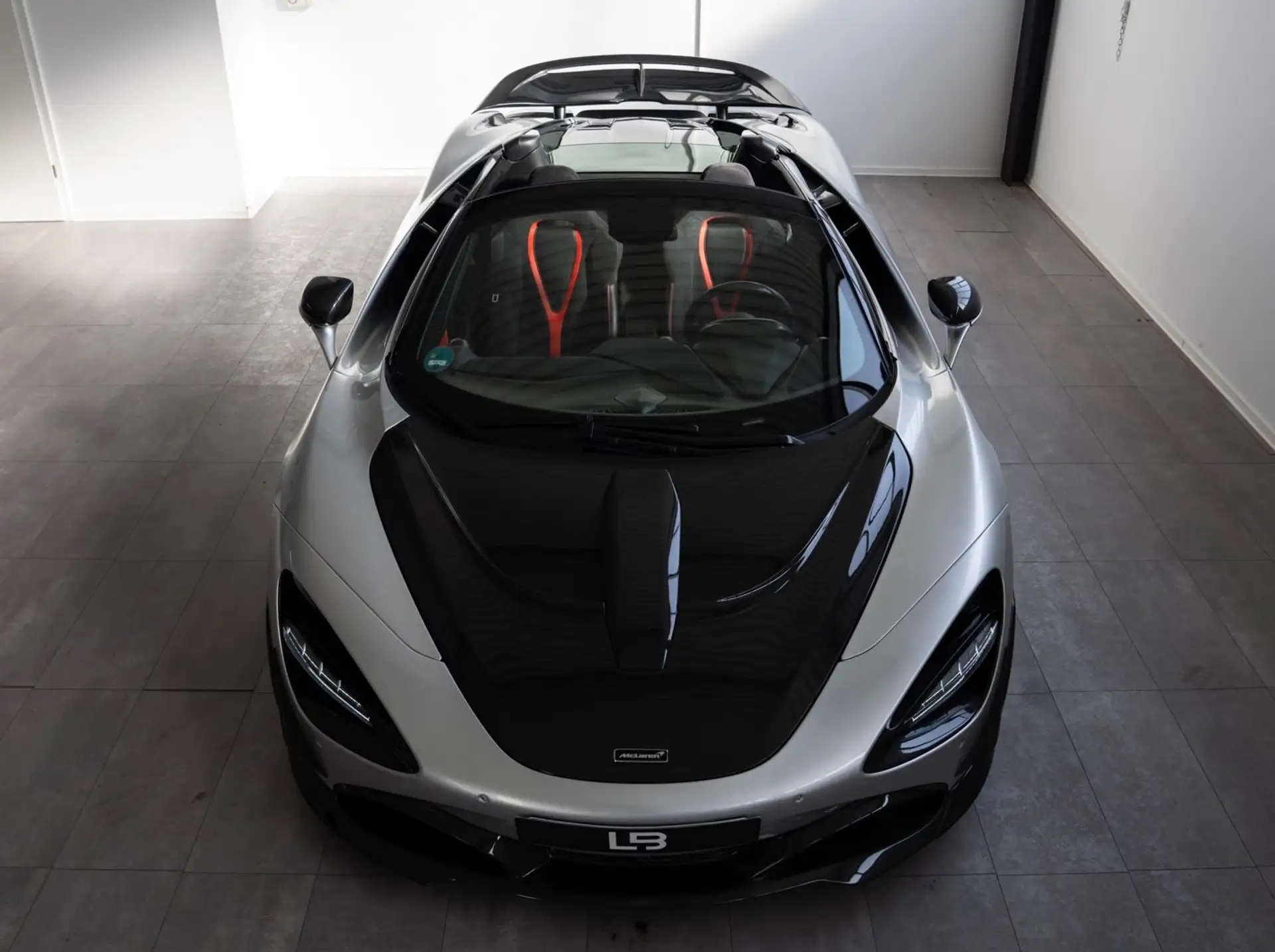 맥라렌 720S 720 Sport Spider 2019 은색 사진 8