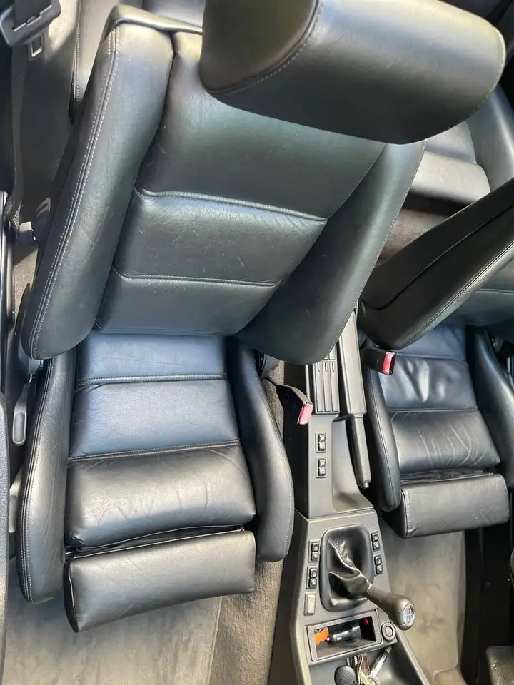 BMW 320i, foto 11