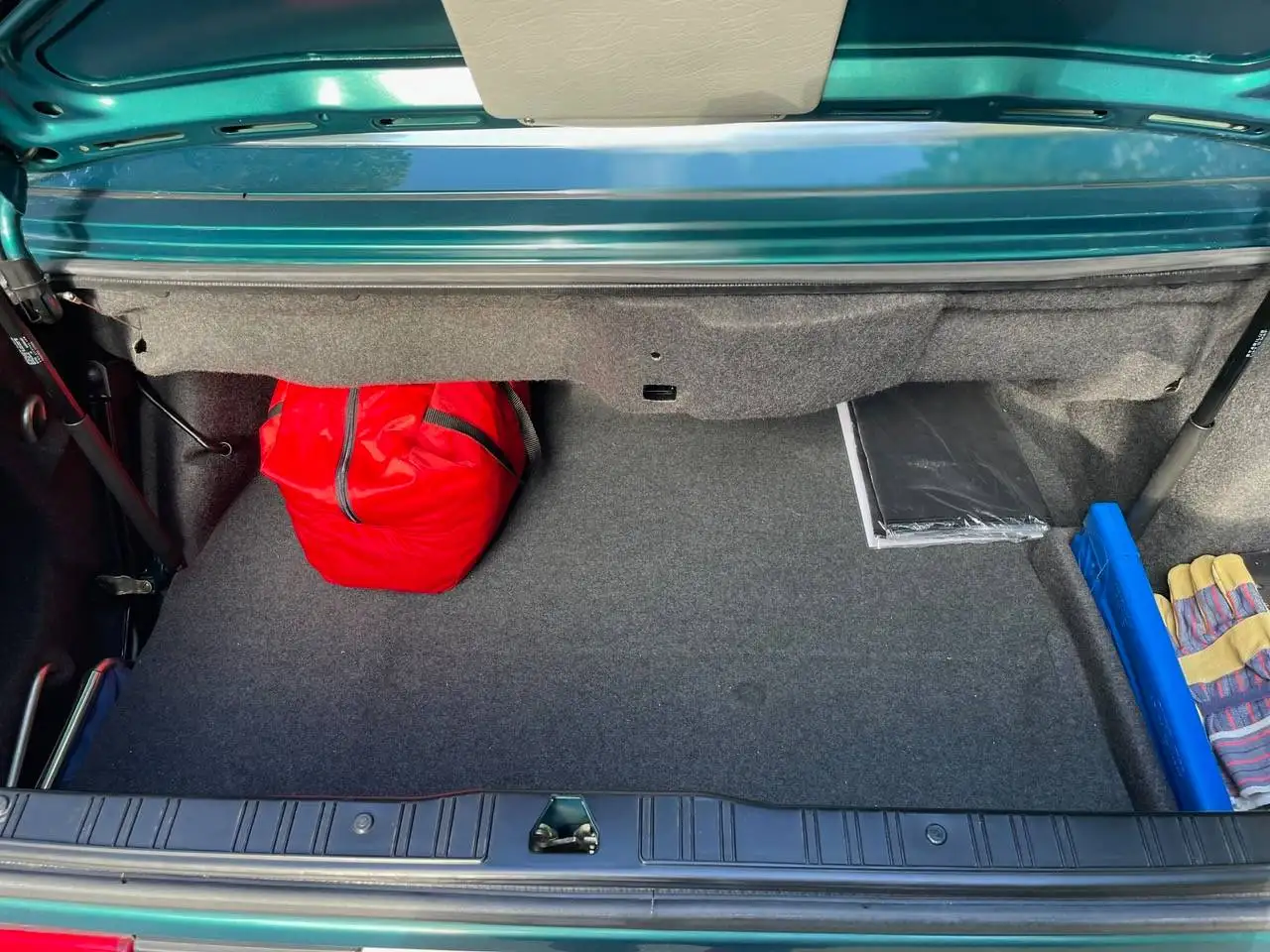 BMW 320i, foto 7