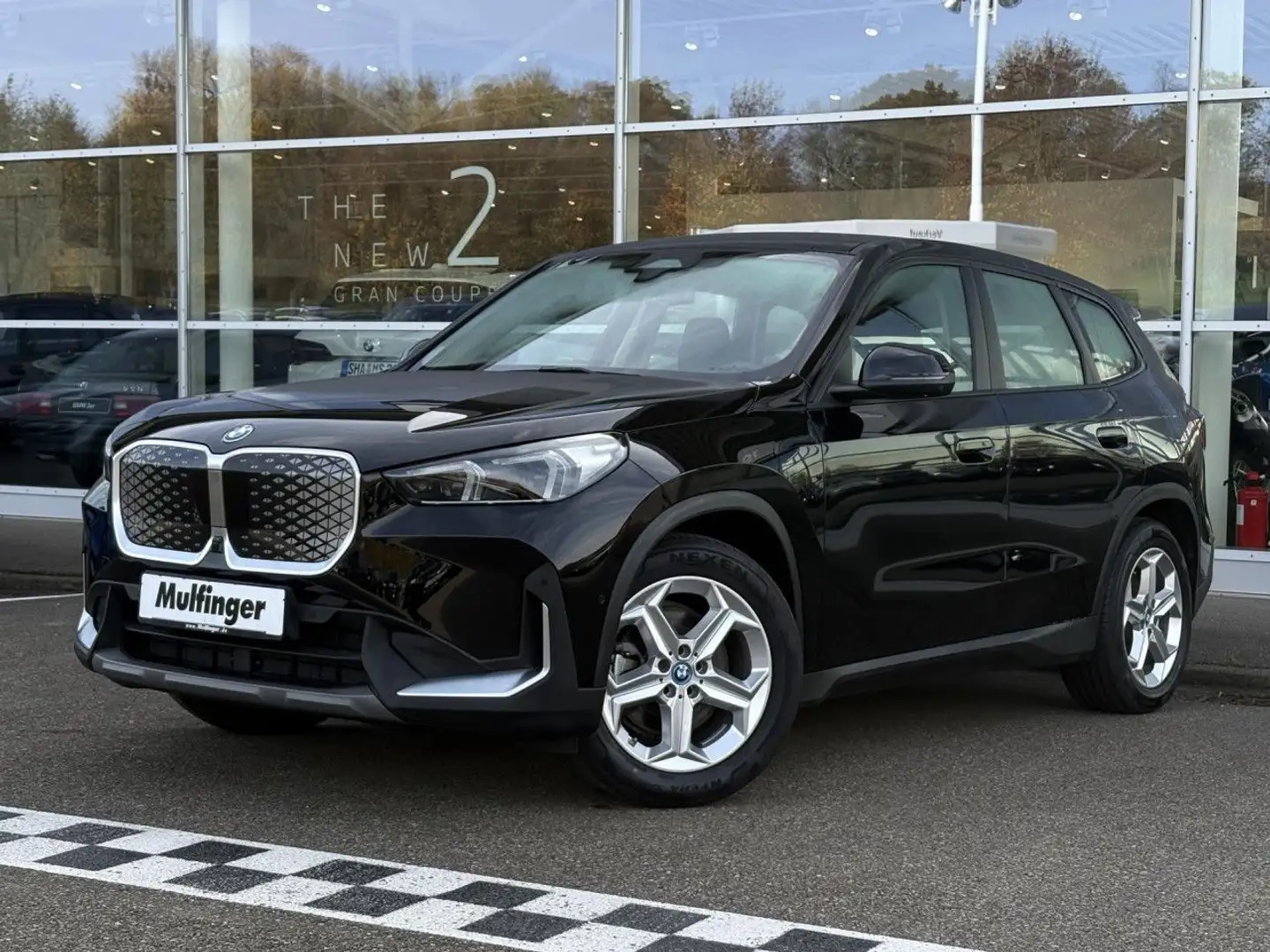 BMW iX1 x30 SurView LEas ab 369,- 0,- Brutto  AHK Park Schwarz - 2