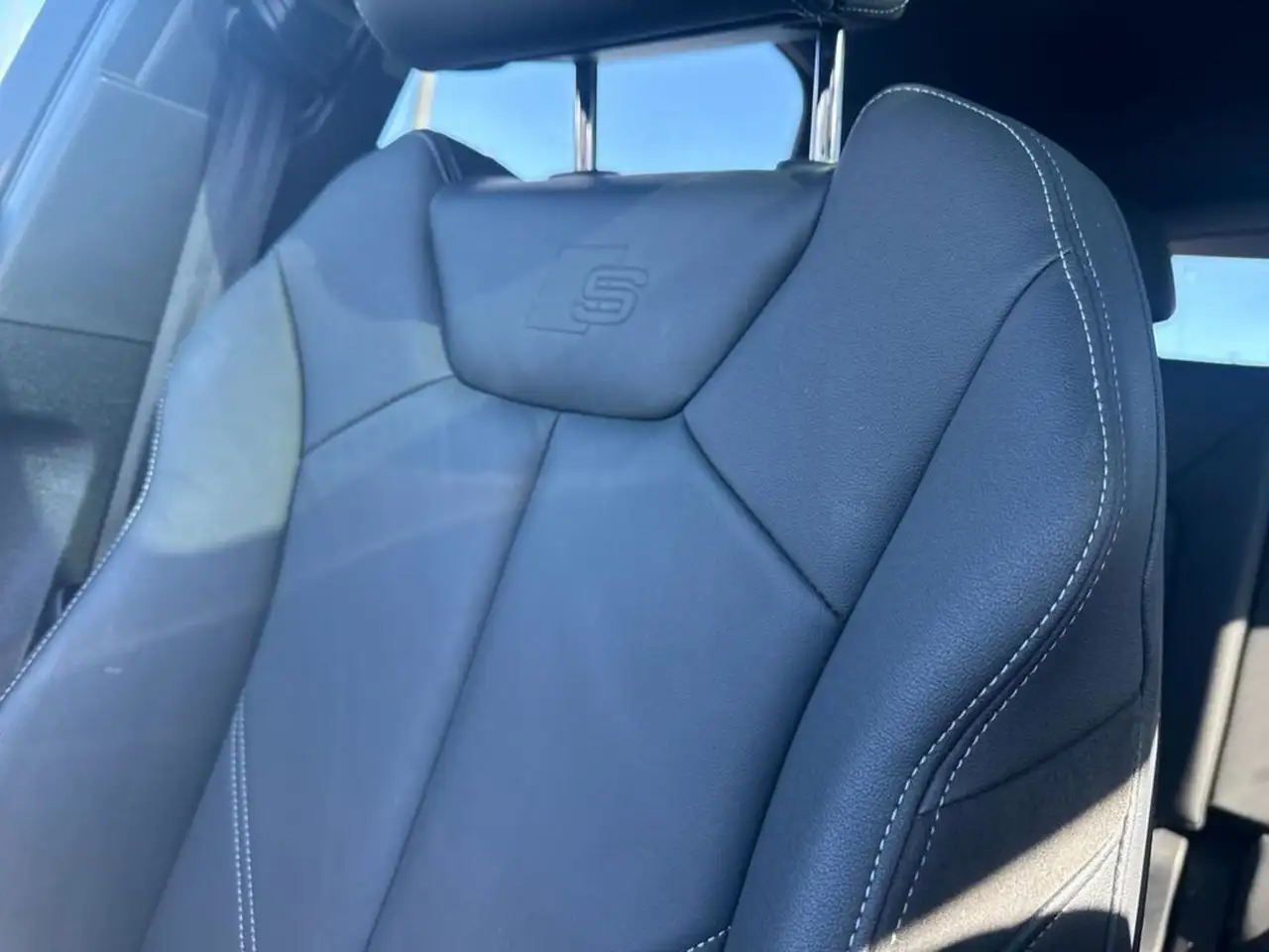Audi Q3 снимка Audi Q3