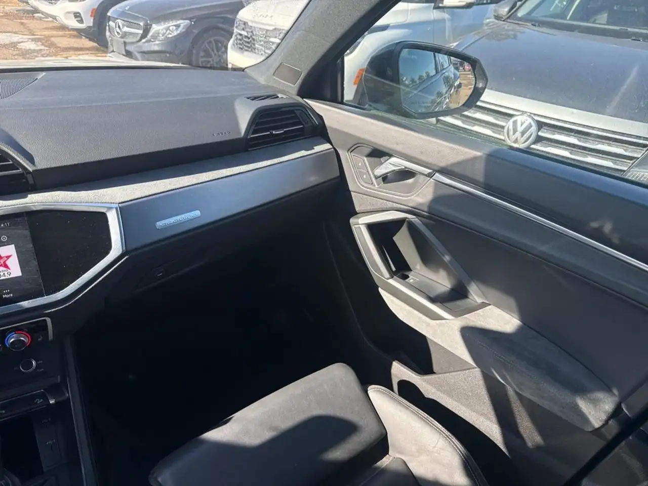 Audi Q3 снимка Audi Q3