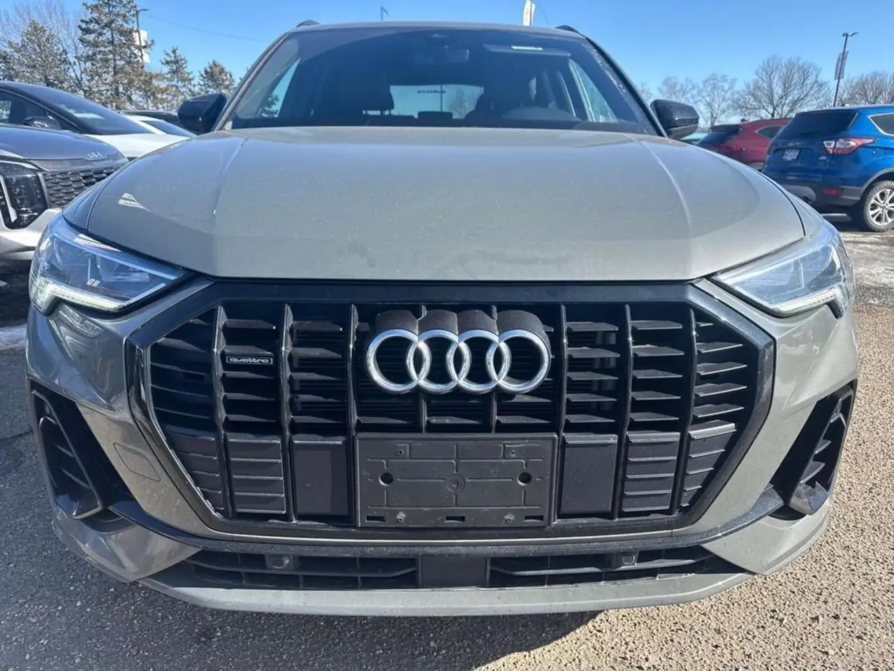 Audi Q3 снимка Audi Q3