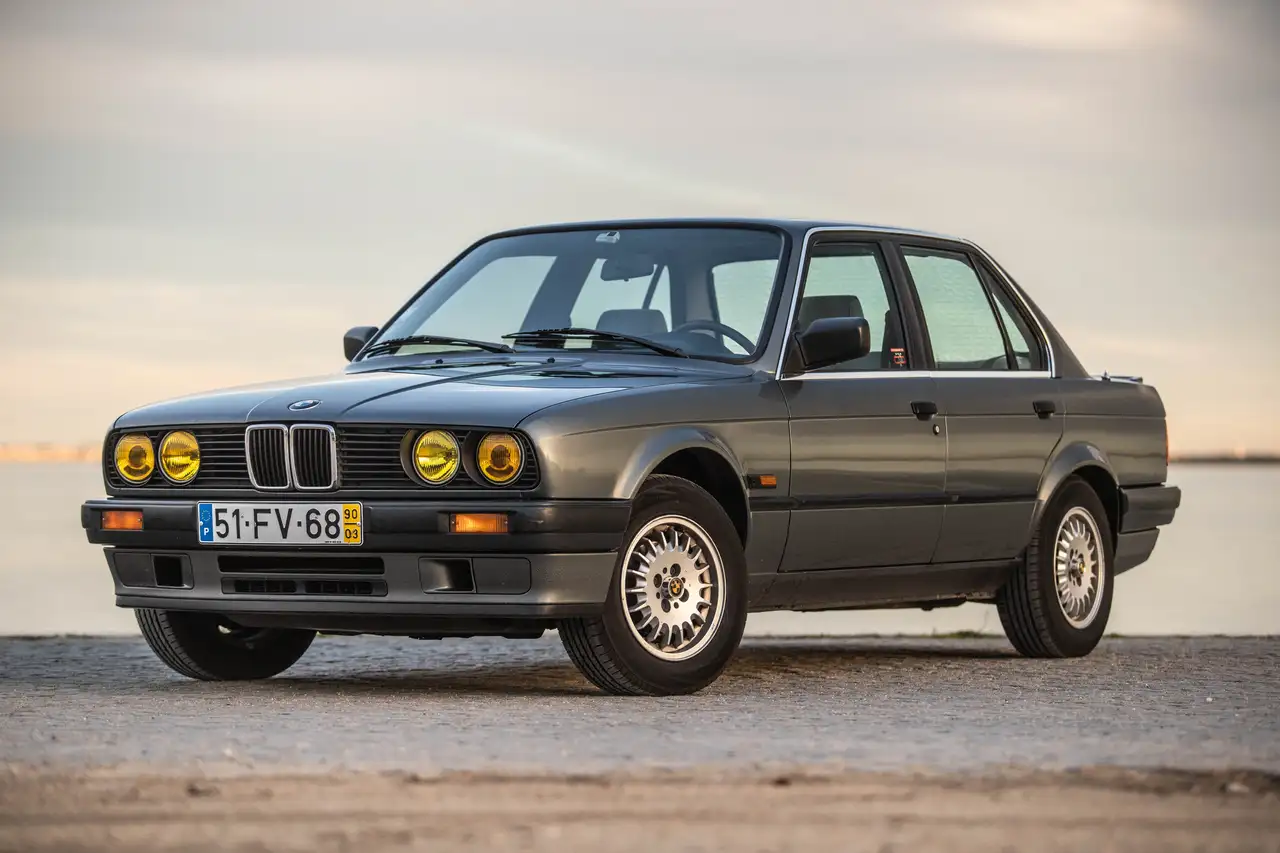 BMW 324 td, foto 9