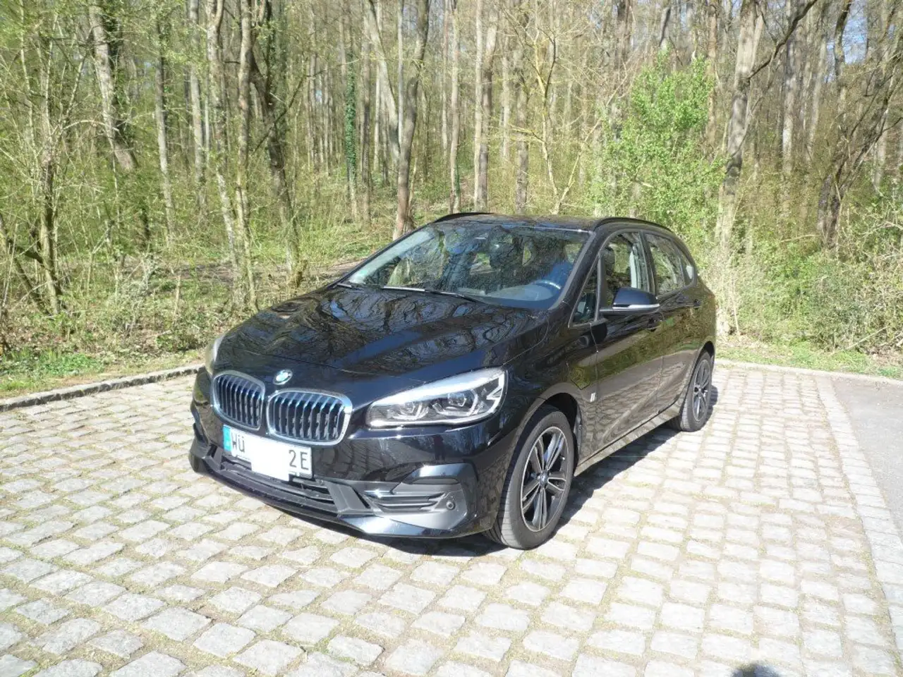 BMW 225