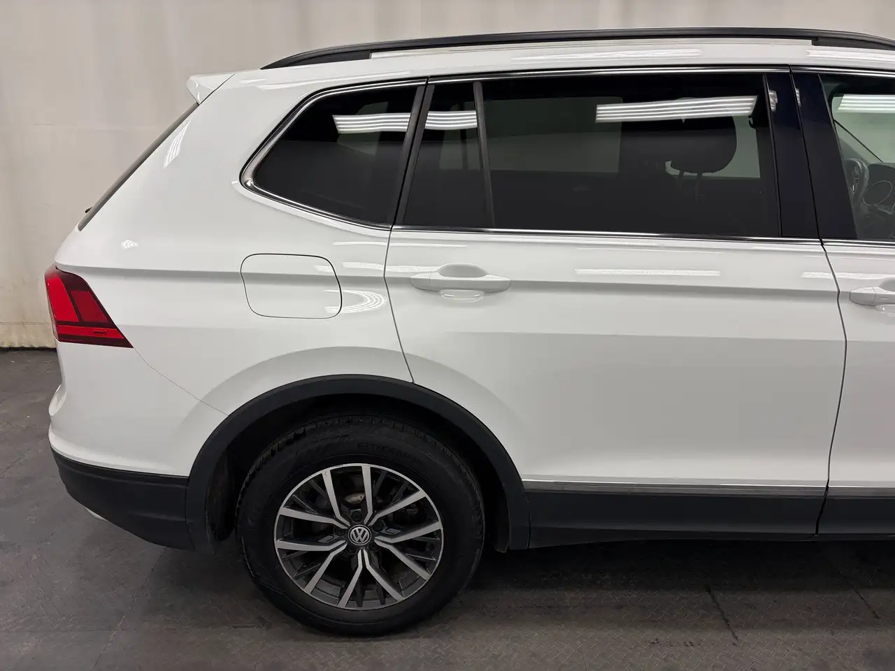 Volkswagen Tiguan снимка Volkswagen Tiguan