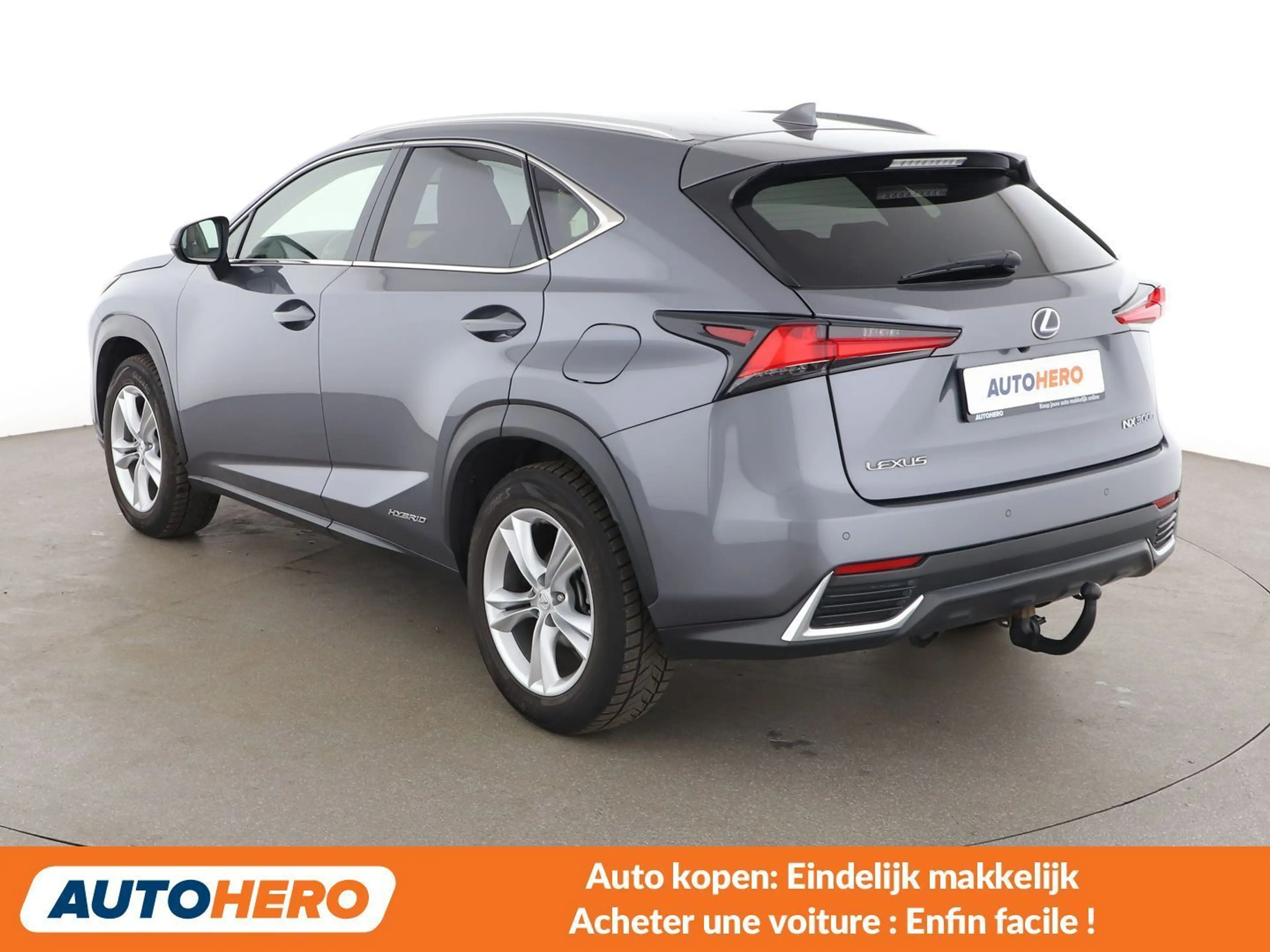 Lexus NX 300h NX 300h E-Four — photo 4