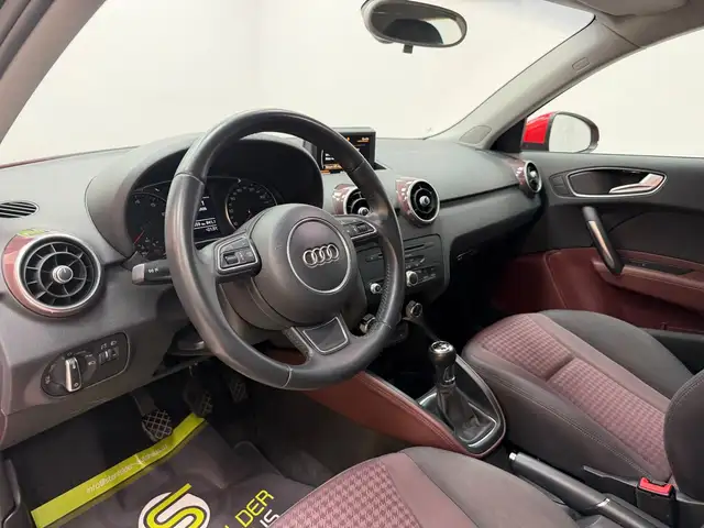 Audi A1 view 9