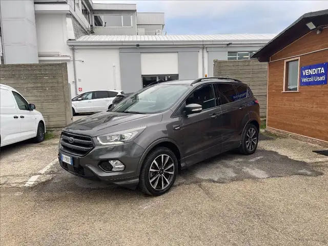 Ford Kuga 2.0 tdci ST-Line s&s 2wd 120cv powershift my19.25