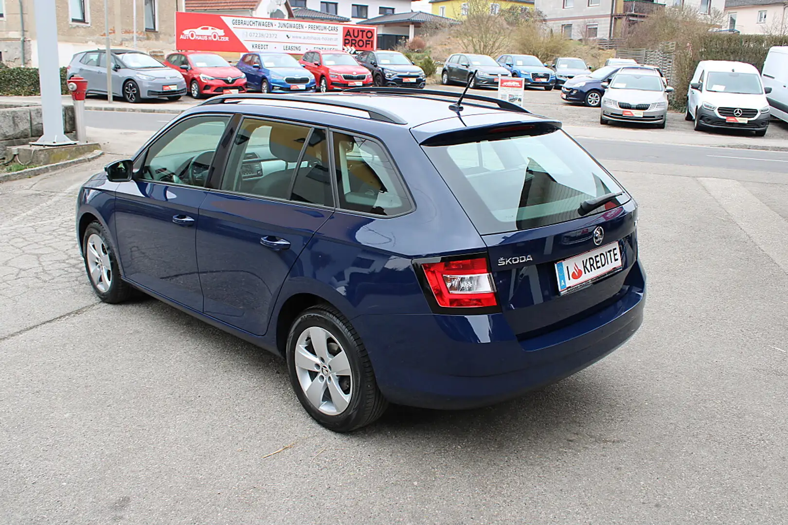 Skoda Fabia Combi Ambition 1,0 TSI *Tempomat, Parksensor* Blau - 2