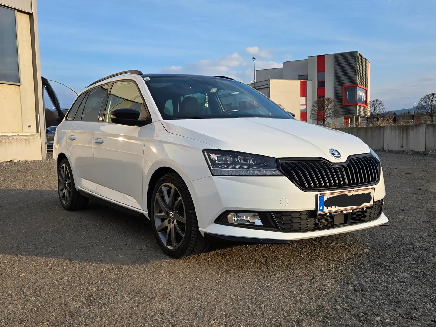 Skoda Fabia Fabia Combi Monte Carlo 1,0 TSI Monte Carlo Weiß - 1