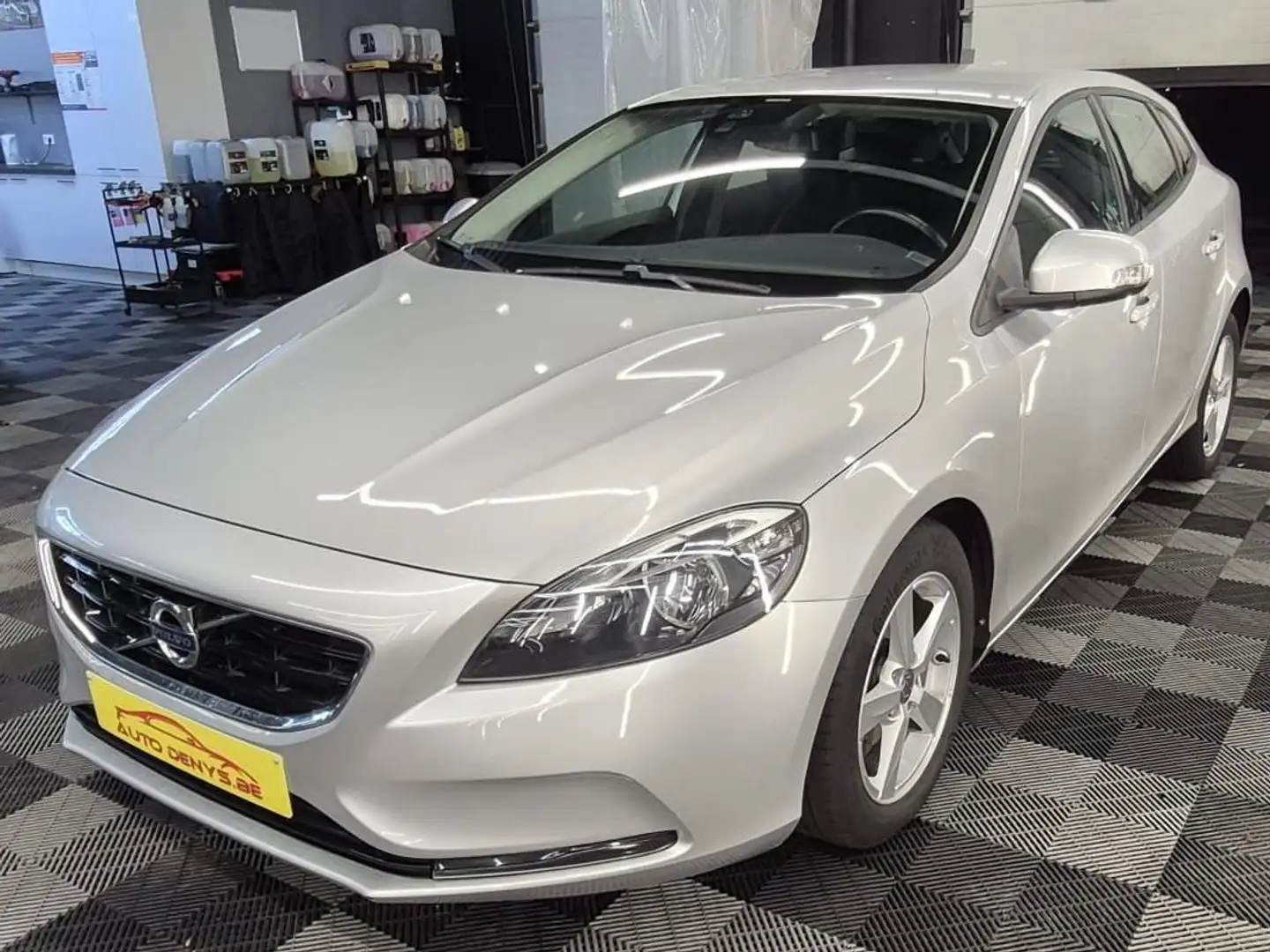 Volvo V40 1.6d bj. 2013 155000km Euro 5 - 1
