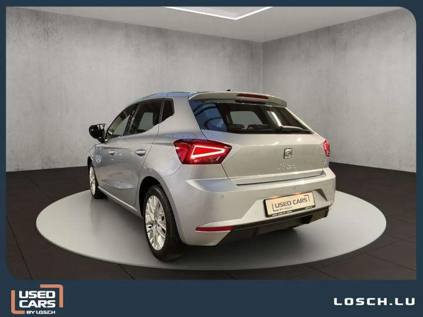 SEAT Ibiza Xcellence+Virtual+FullLink Zilver - 2