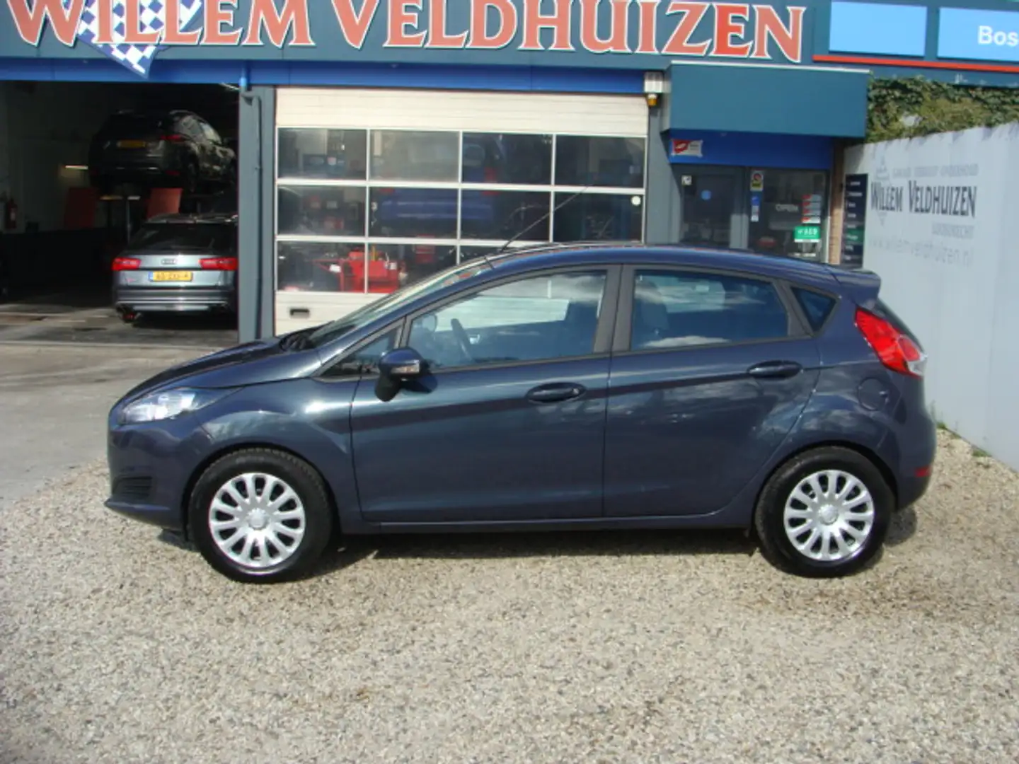 Ford Fiesta 1.0 5drs Style Grijs - 2