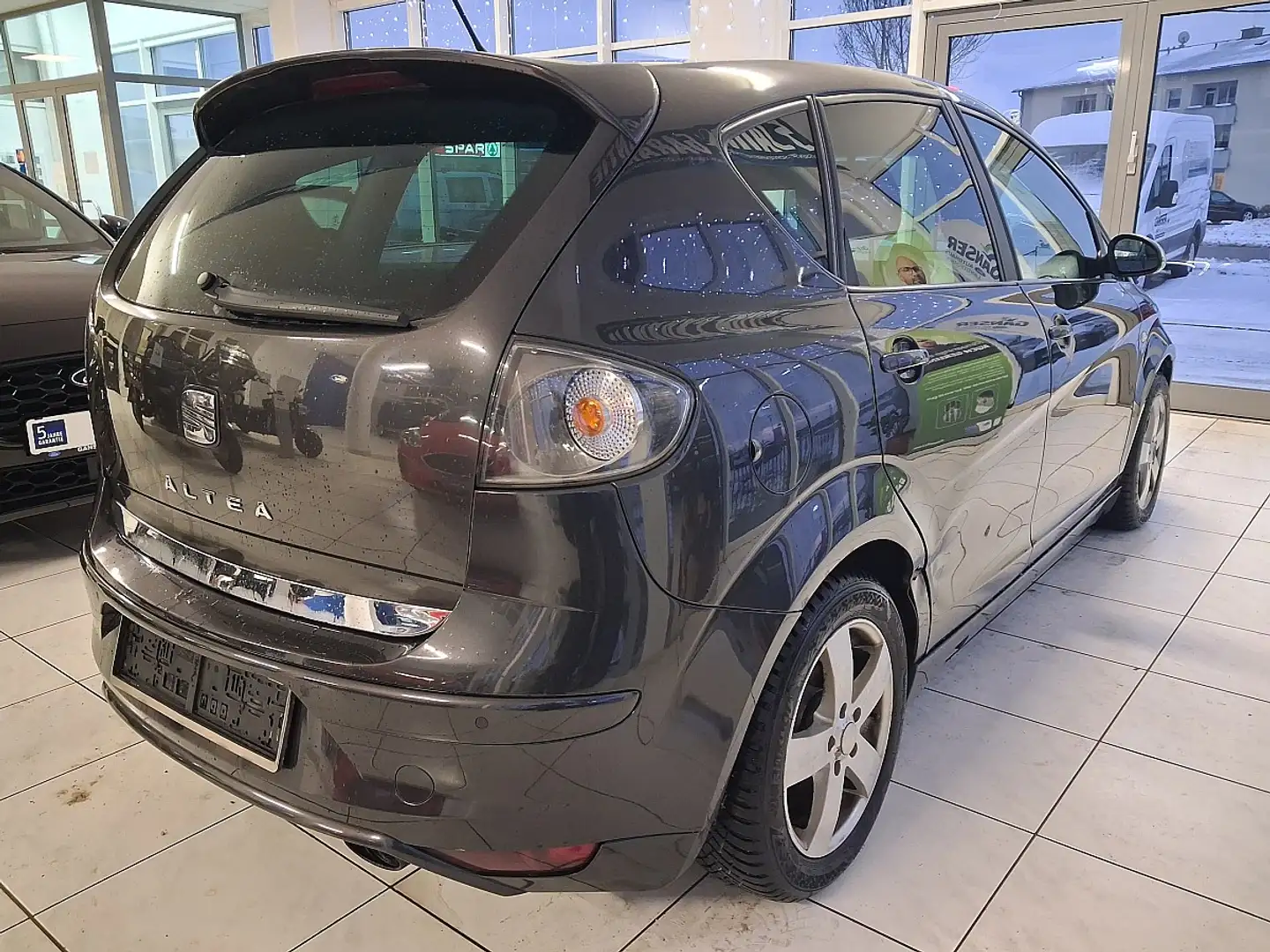 SEAT Altea Stylance 2,0 TDi FR-Line Grau - 2