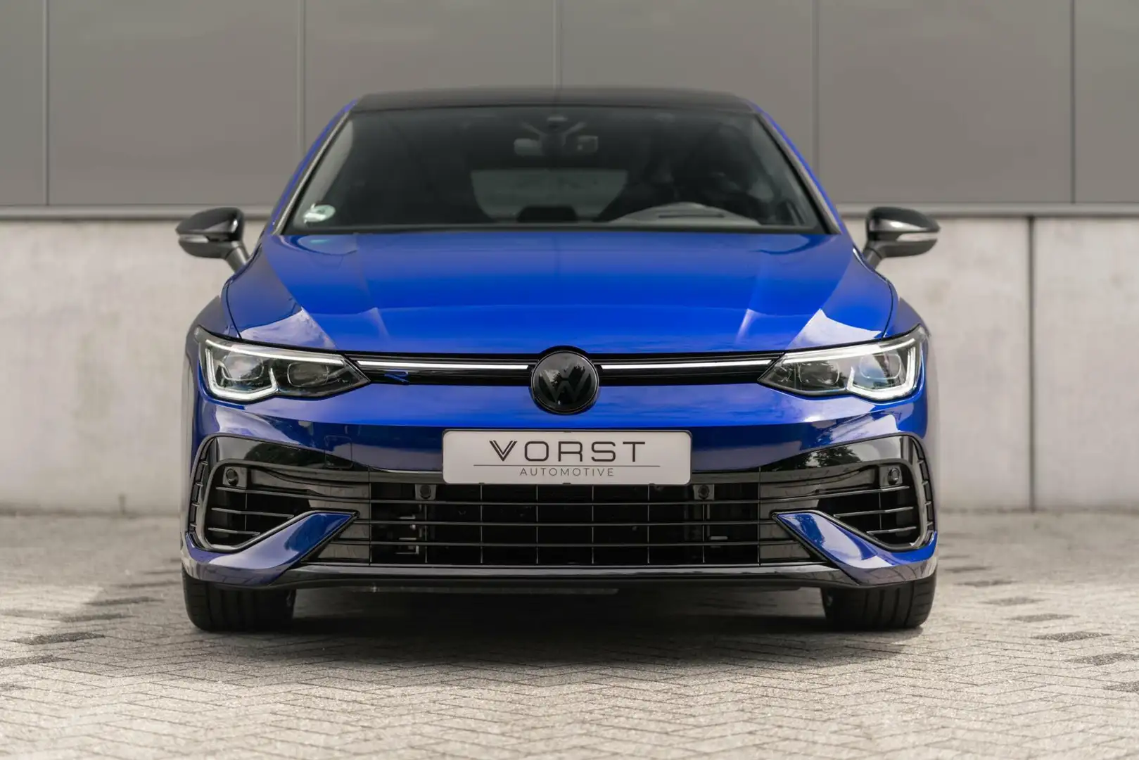 Volkswagen Golf 2.0 TSI R 4Motion Performance Akrapovic HUD - 2