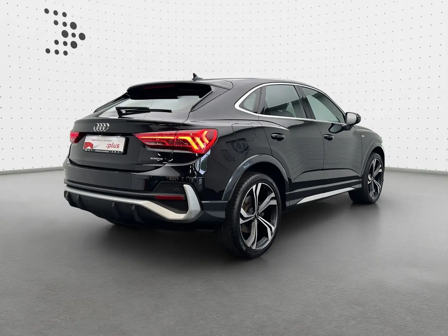 Audi Q3 40 TDI qu S line S tro*LED*Virtual* Schwarz - 2