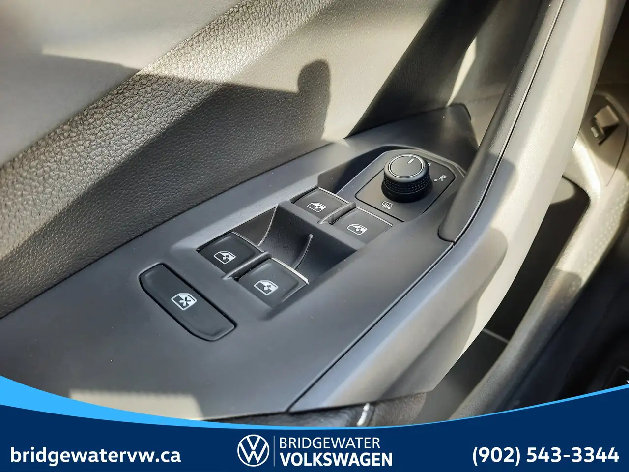 Volkswagen Jetta снимка Volkswagen Jetta