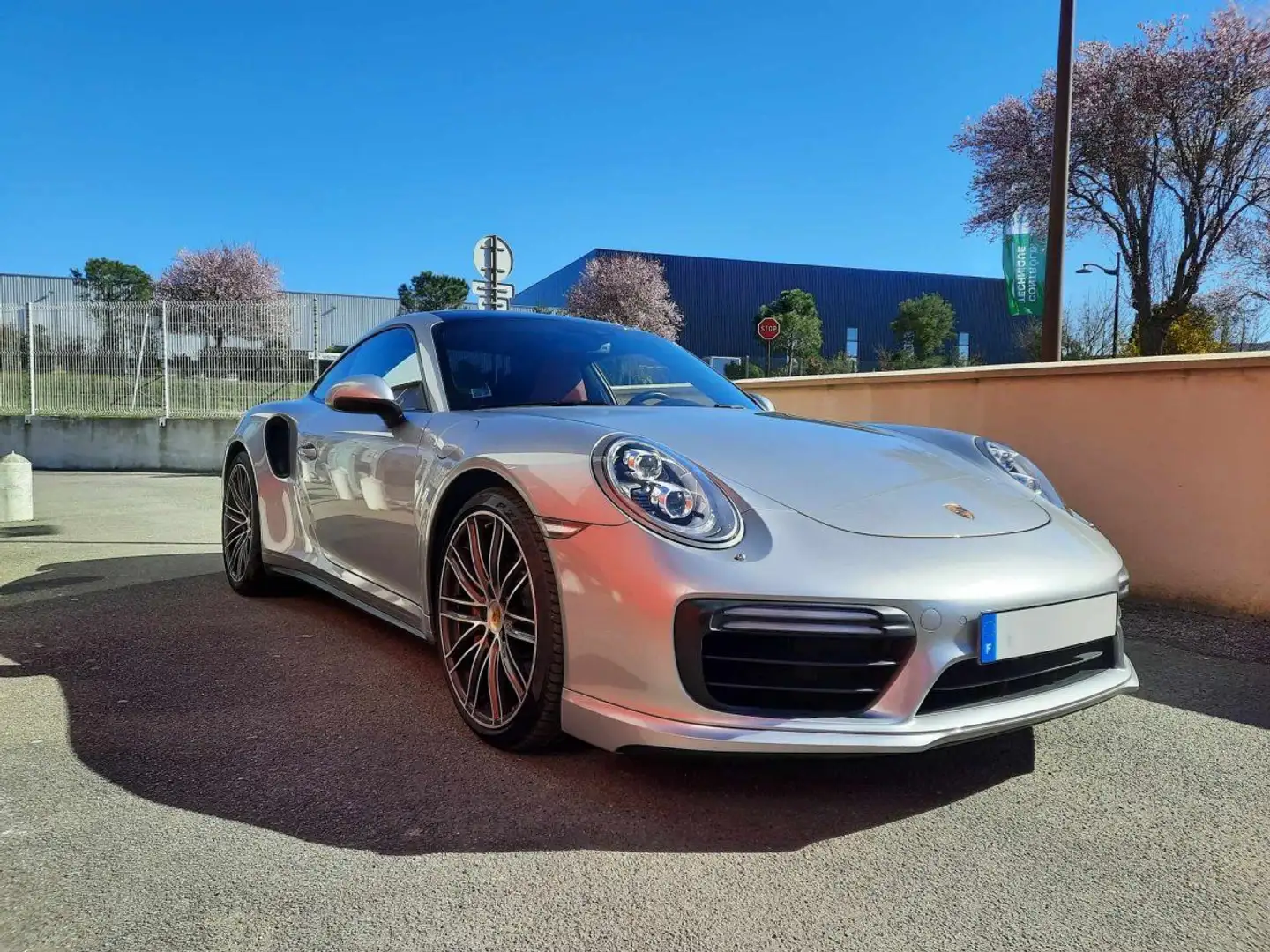 Porsche 911 (991) (2) TURBO 3.8 540 CH Gris - 2