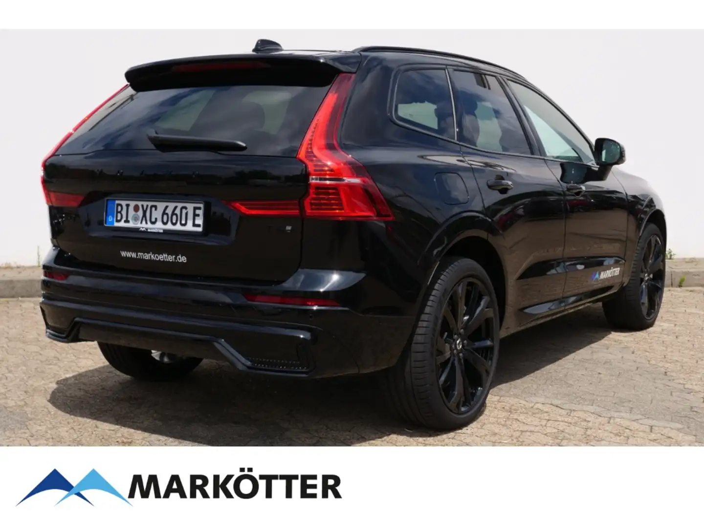 Volvo XC60 Plus Black Edition Plug-In Hybrid AWD T6 Schwarz - 2