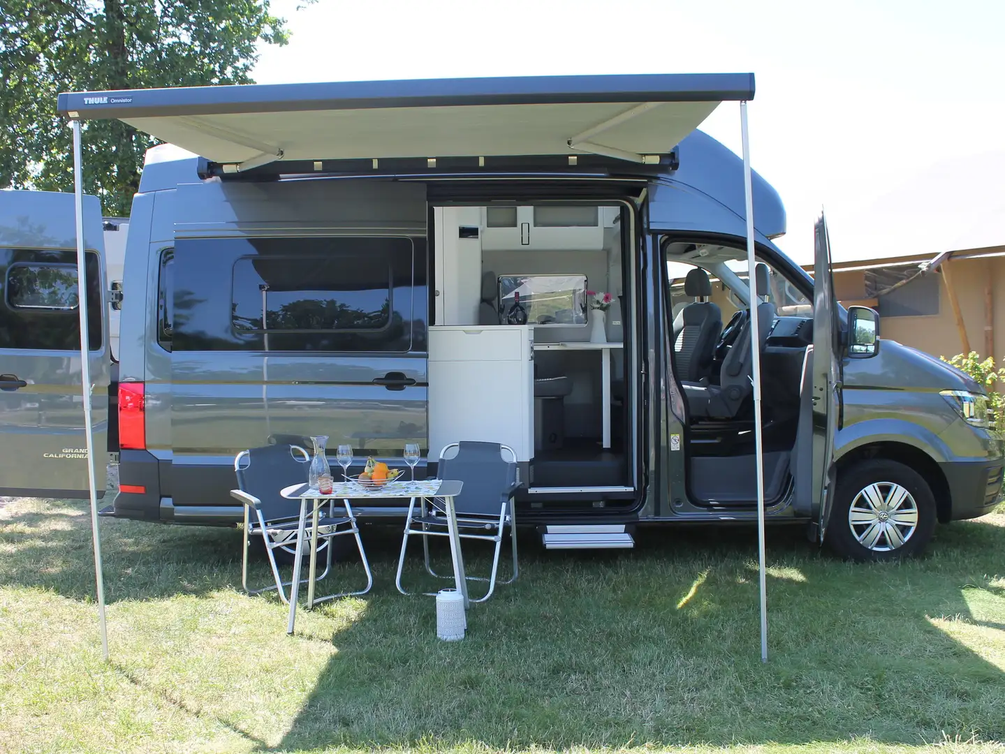 Volkswagen Grand California Grand California Autm. VA 600 Grey - 2