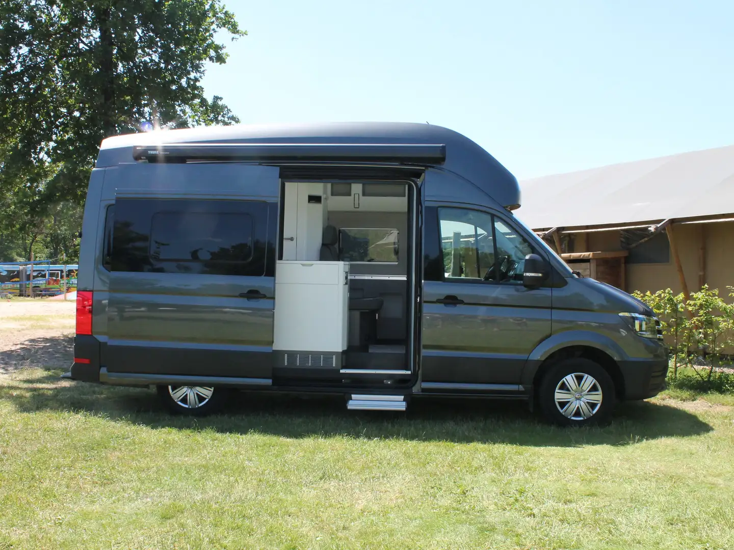 Volkswagen Grand California Grand California Autm. VA 600 Grey - 1