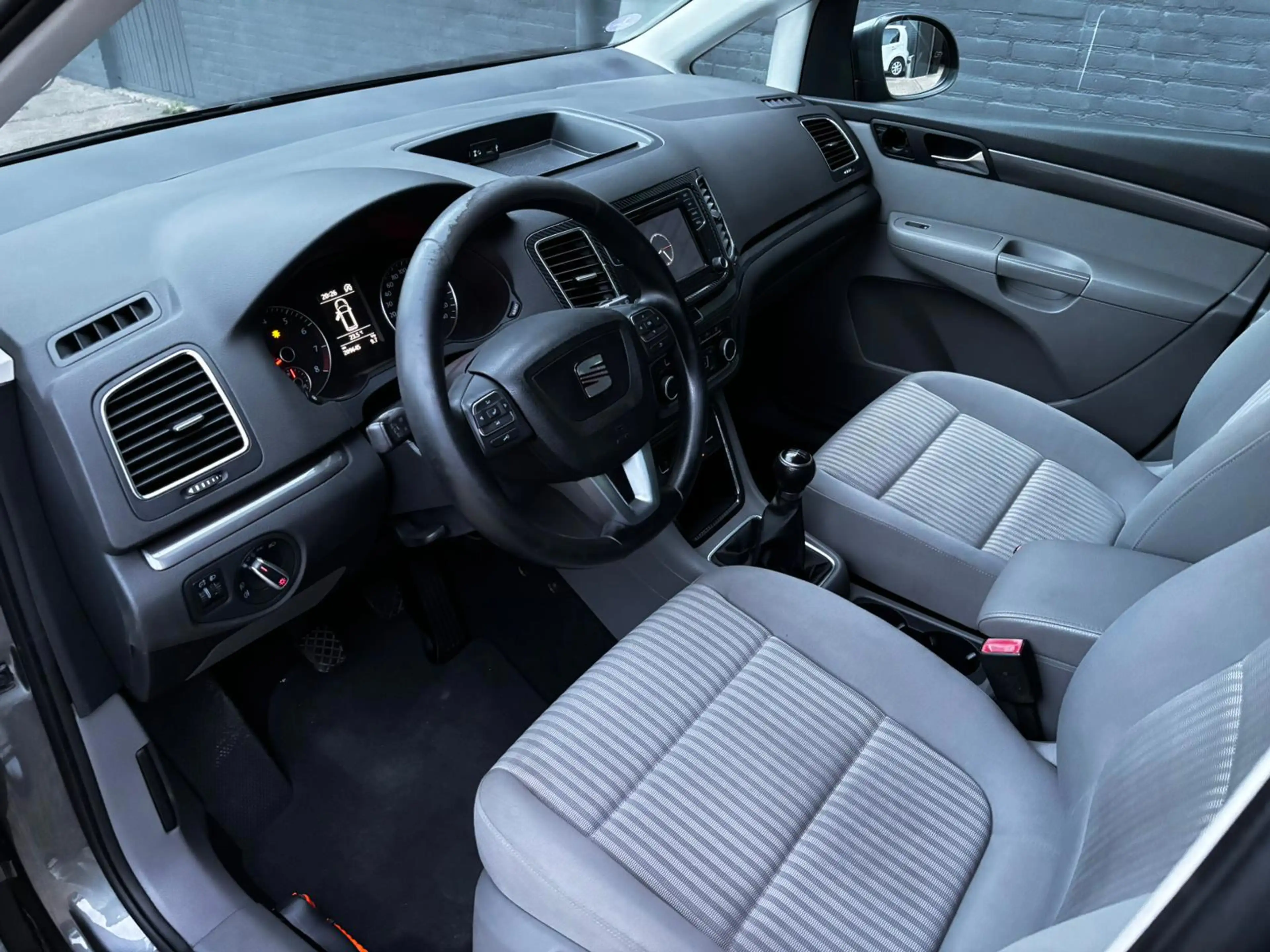 SEAT Alhambra 1.4 TSI Reference CAMERA|7PERSOONS|TREKHAAK|NAVI|E — photo 13