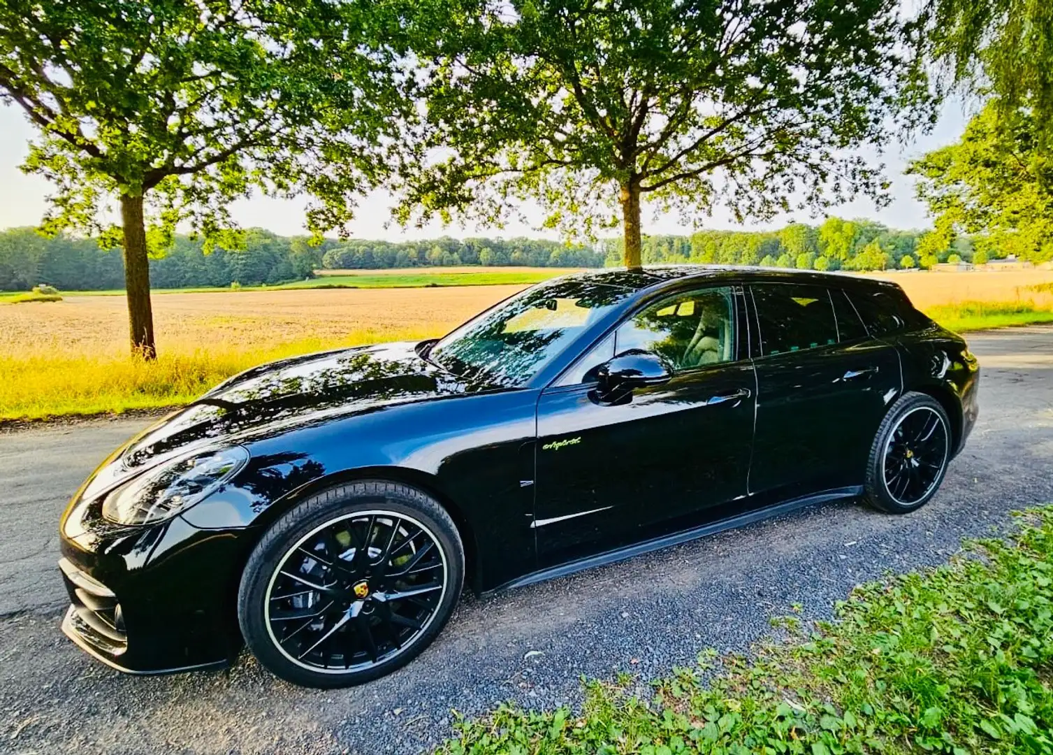 Porsche Panamera Panamera Sport Turismo 4 E-Hybrid Sport Turismo Чорний - 2