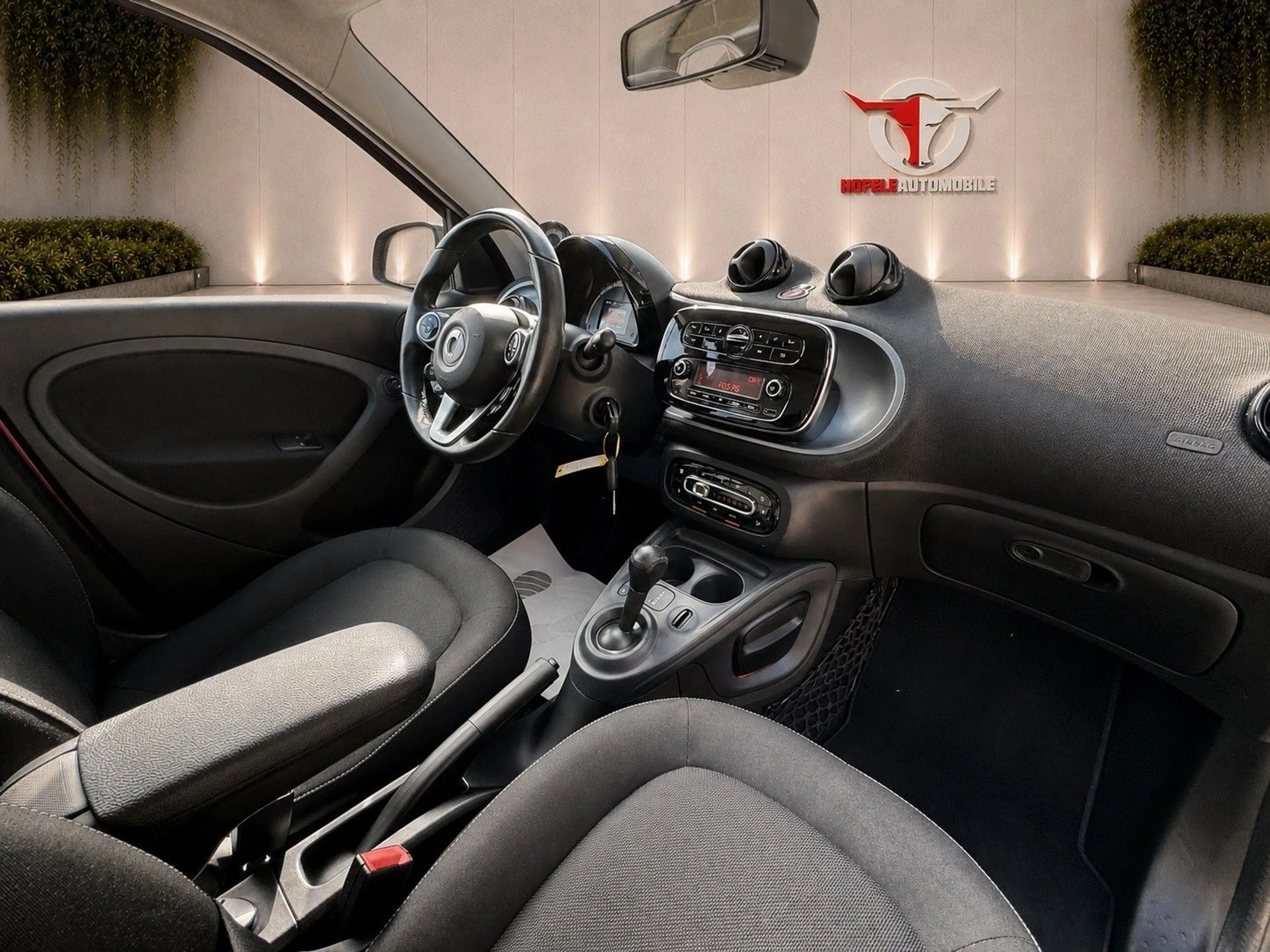 smart forFour Passion**TEMPO/KLIMA/SHZ/PANO** — photo 11