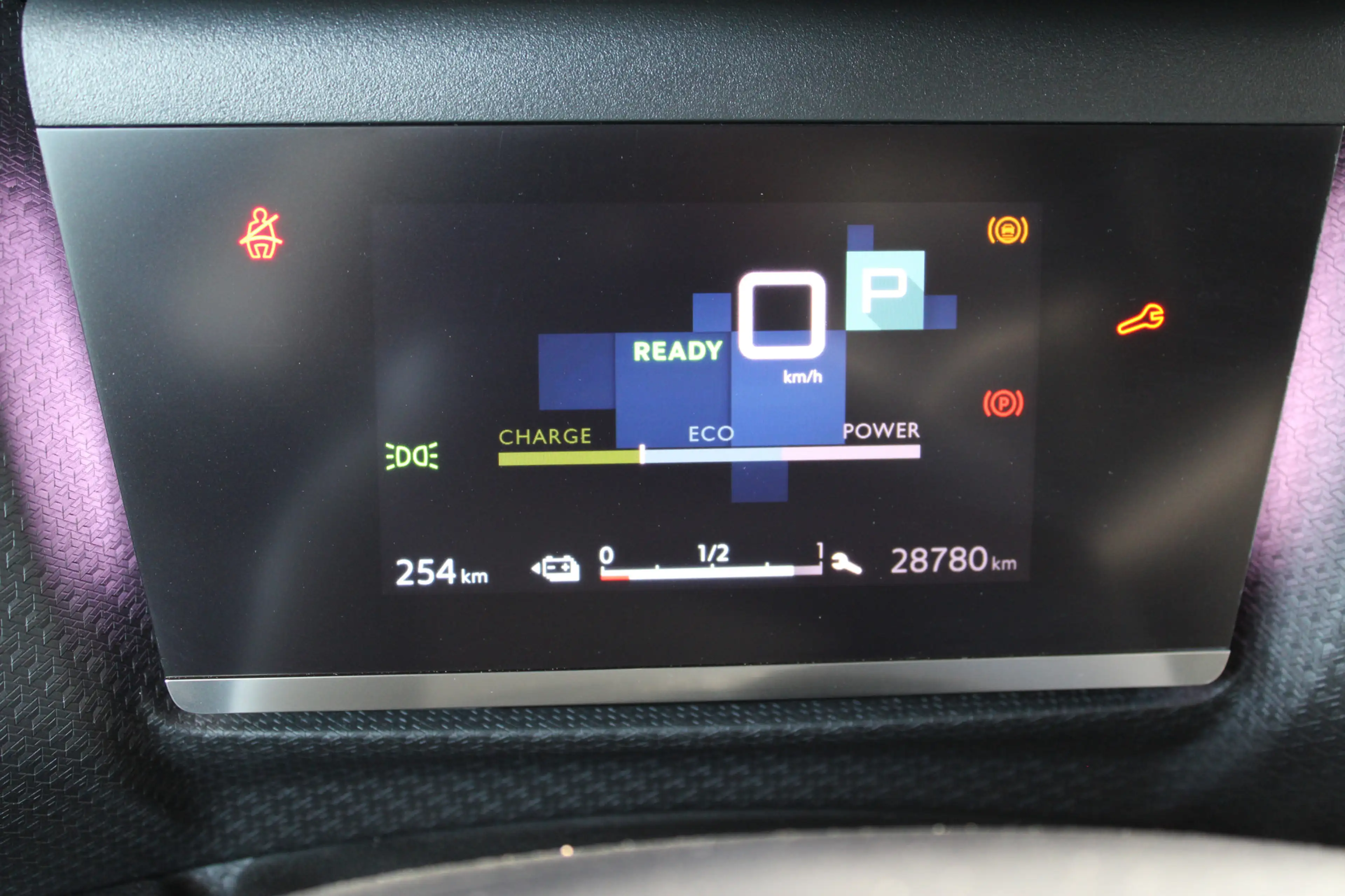 Citroen E-C4 Electric Feel Pack 50 kWh | Stoelverwarming | Navigatie | C — photo 15