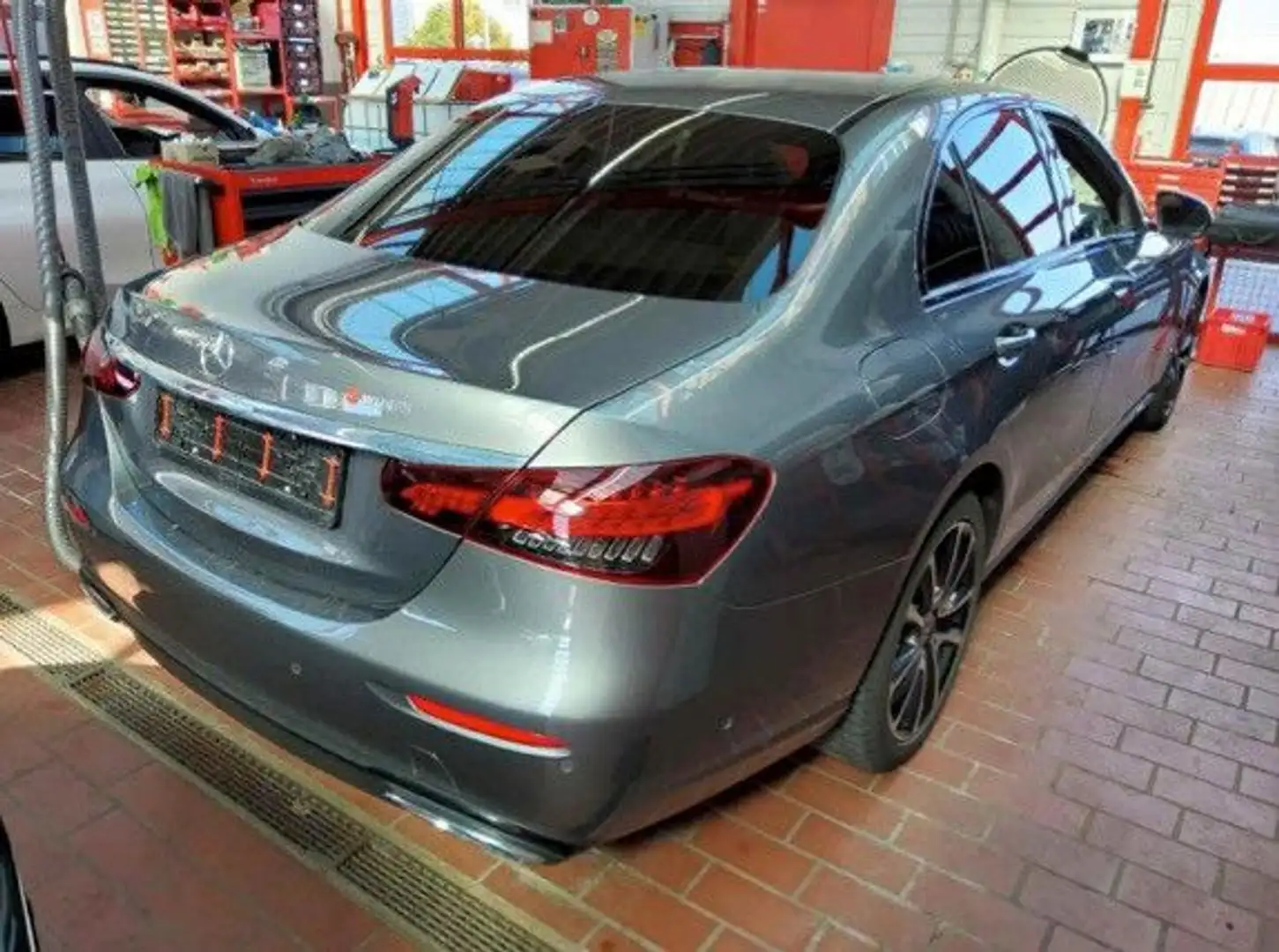 Mercedes-Benz E 220 Mopf Avantgarde Leder Glasdach Night AHK Grau - 2
