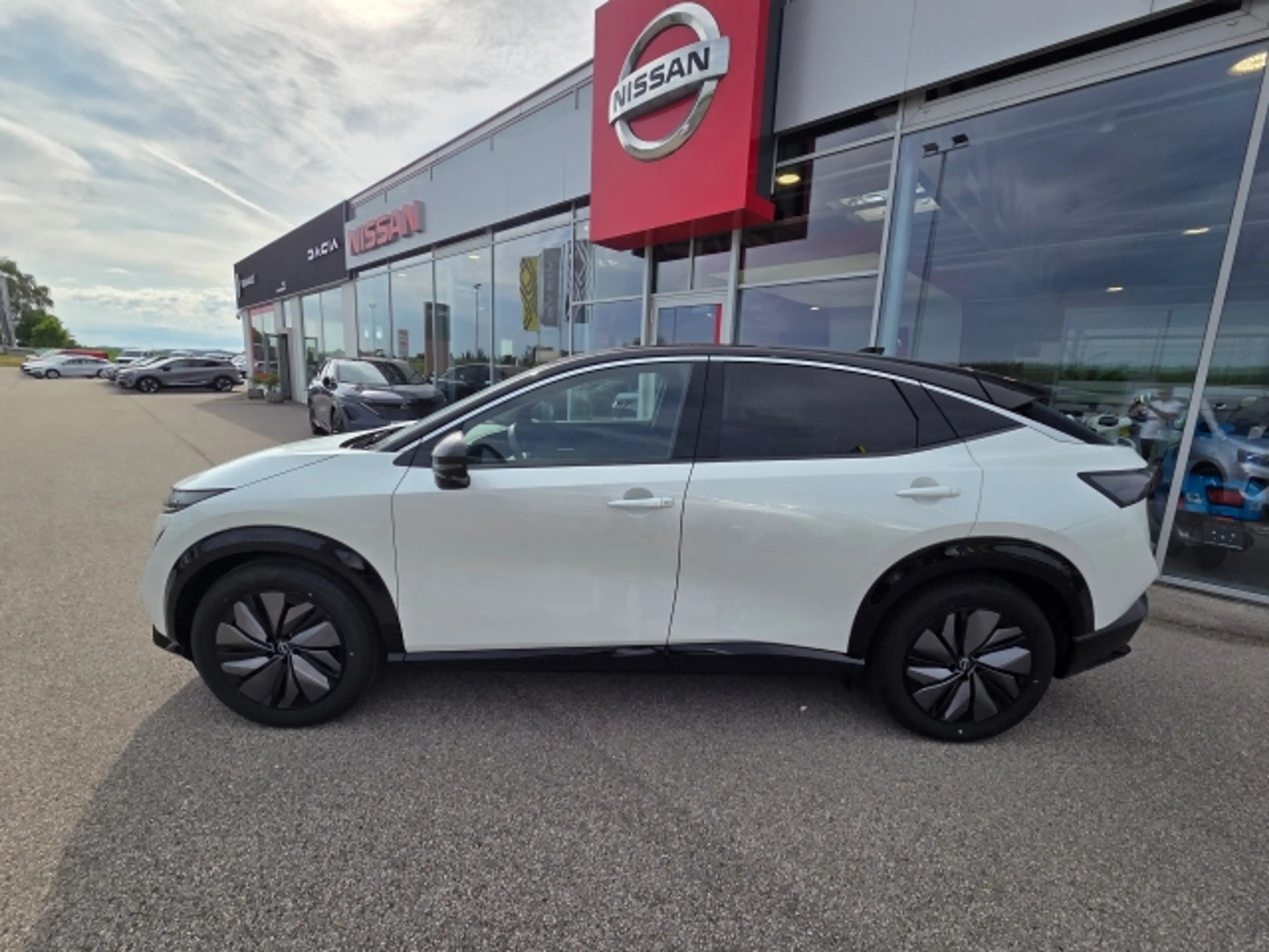 Nissan Ariya ADVANCE 87kWh 242PS*netto 39.500.-* — photo 3
