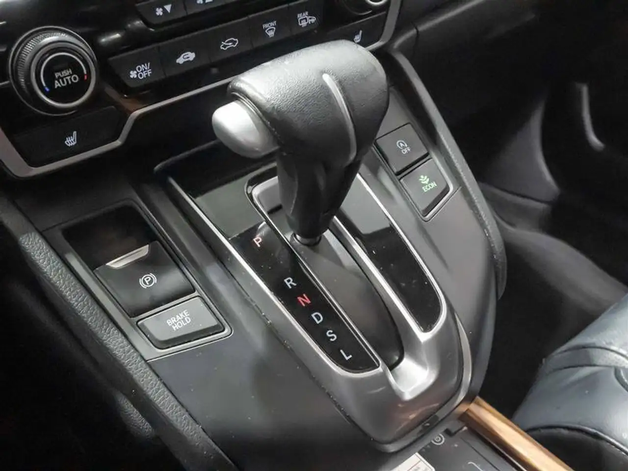 Honda CR-V снимка Honda CR-V