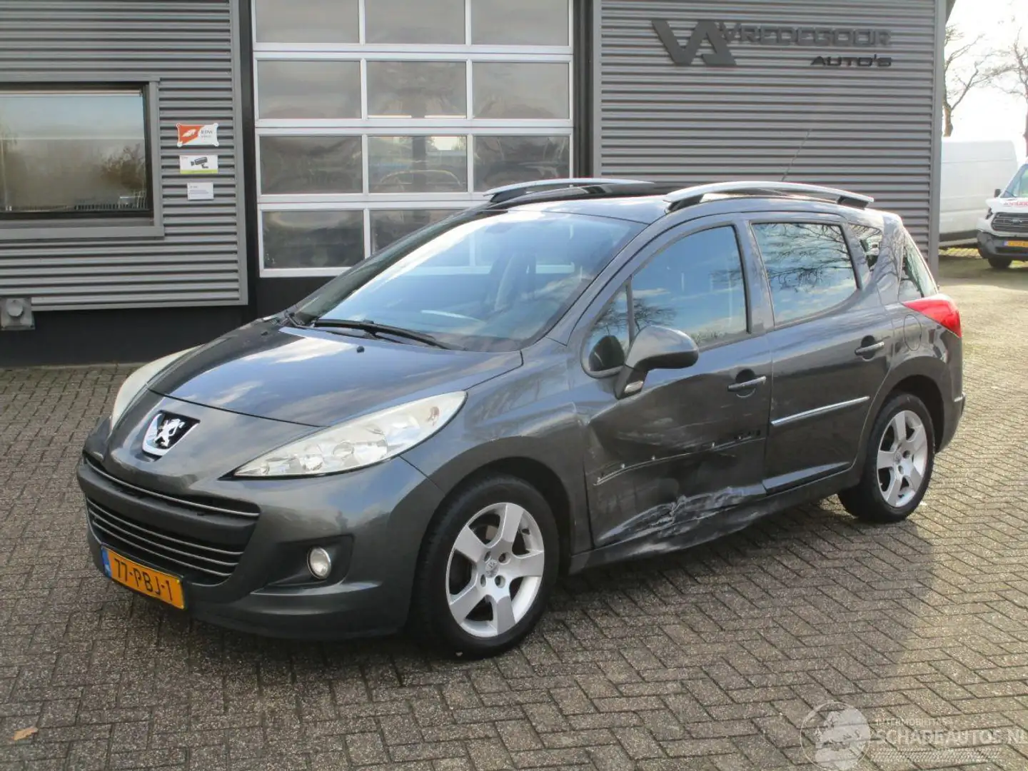Peugeot 207 SW 1.6 VTI XS Gris - 1