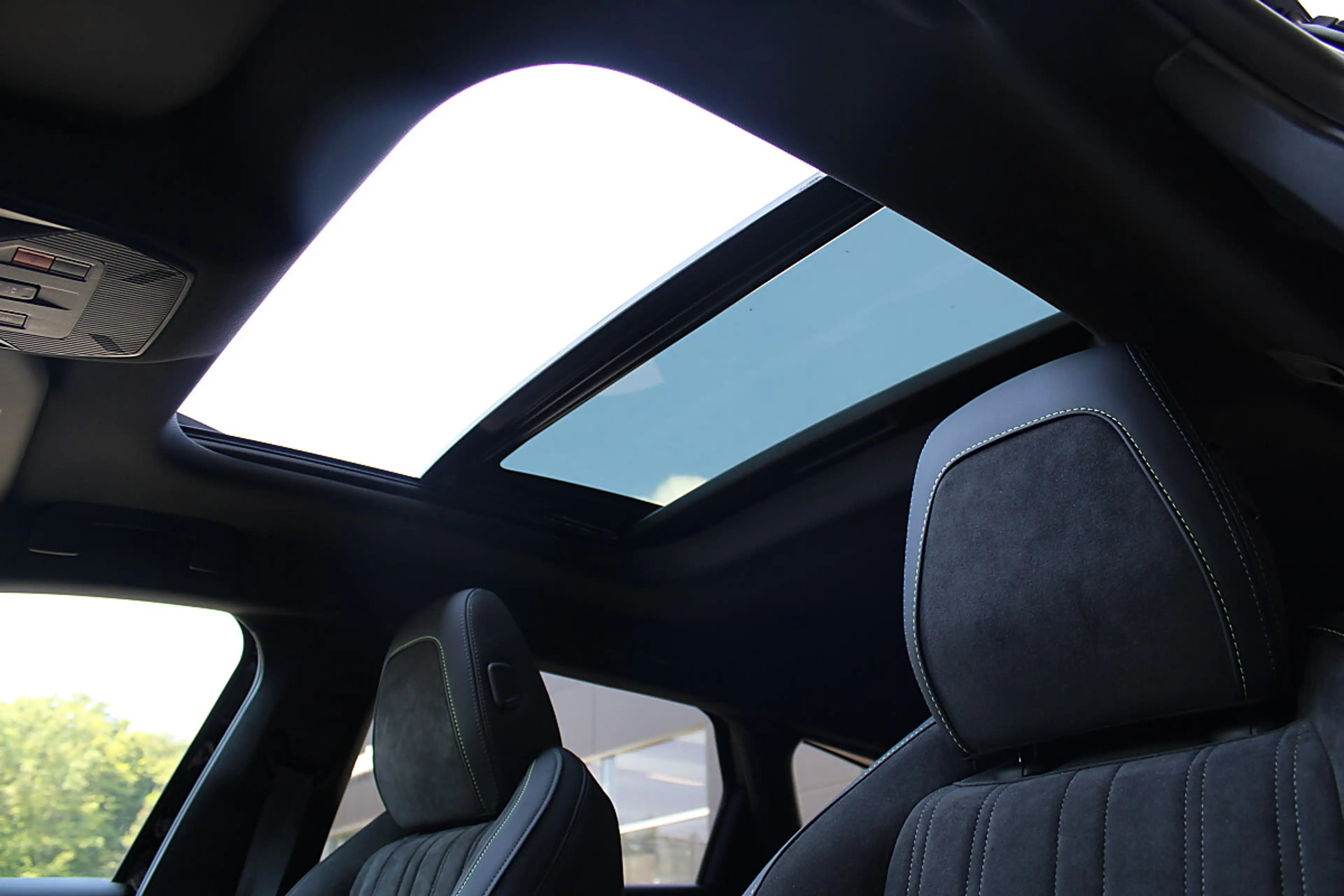Peugeot 308 SW PureTech 130 S&S EAT8 GT Pack — photo 28