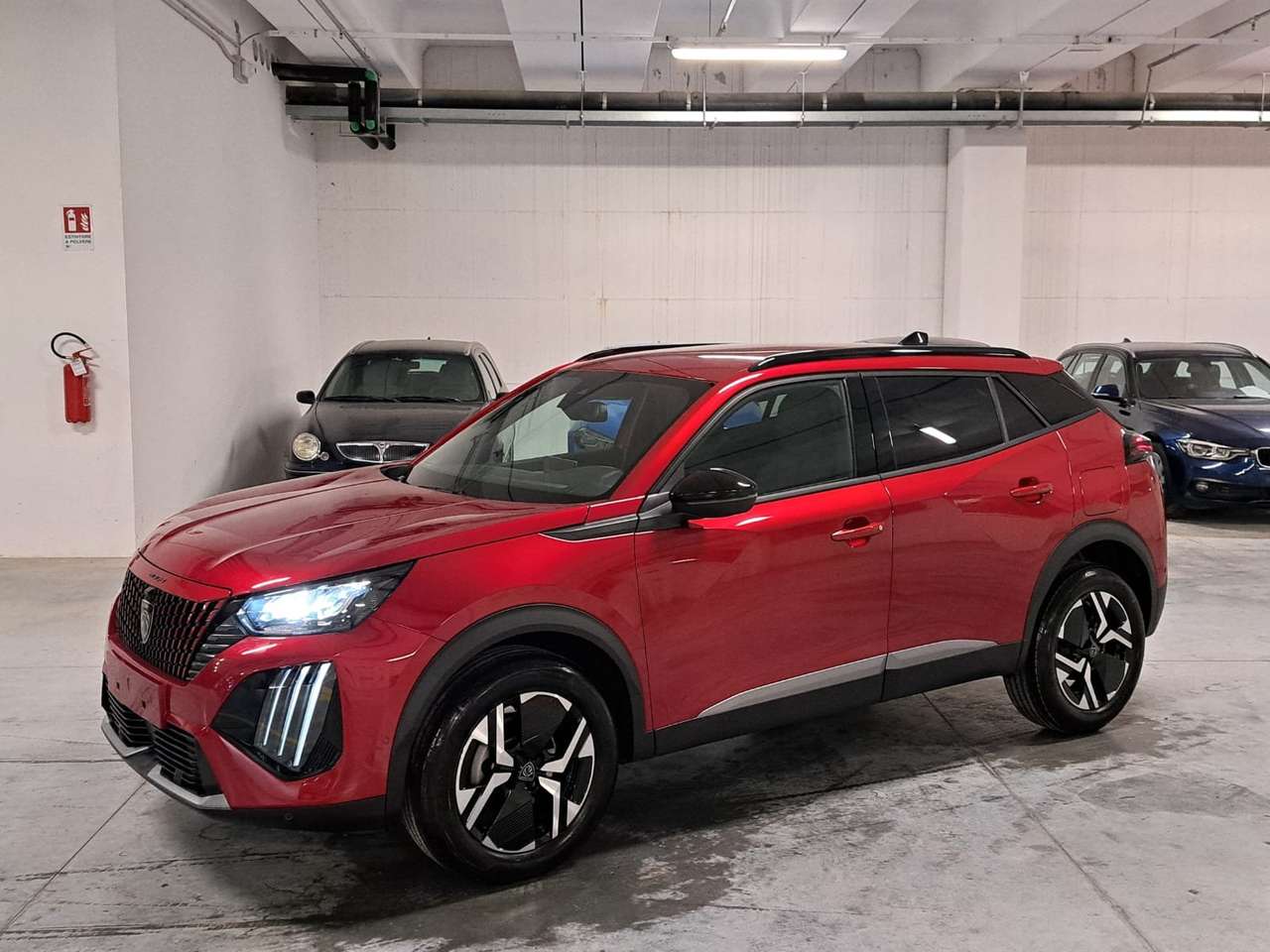 Peugeot 2008 1200 PureTech 101CV Allure ***Km. Zero***
