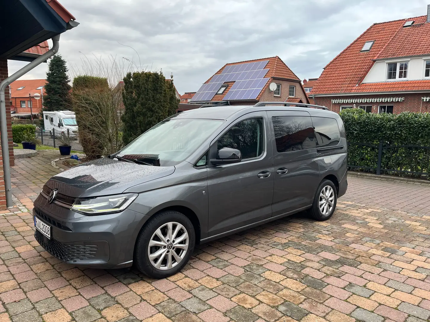 Volkswagen Caddy Life Maxi Navigation LED Licht Grau - 1