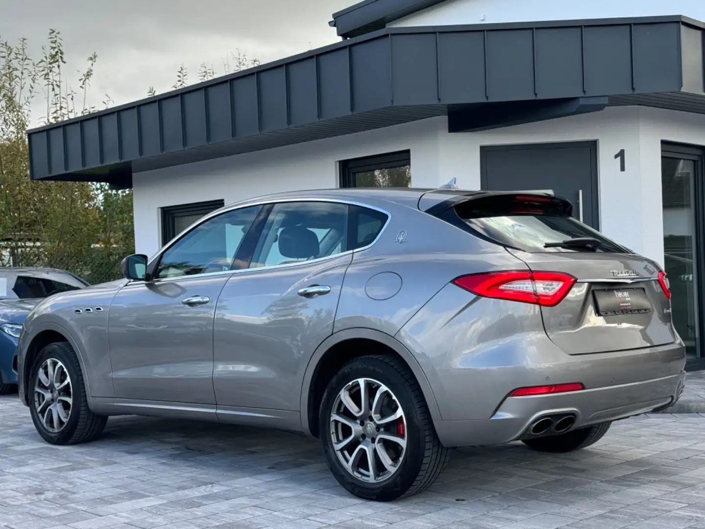 Maserati Levante Diesel/LUFTFAHRWERK/SCHECKHEFT - 2