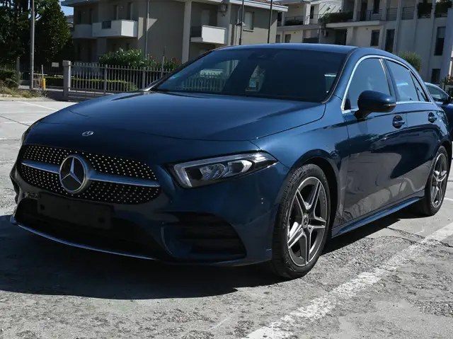 Mercedes-Benz A 200 A 200 d Premium AMG edition Plus auto