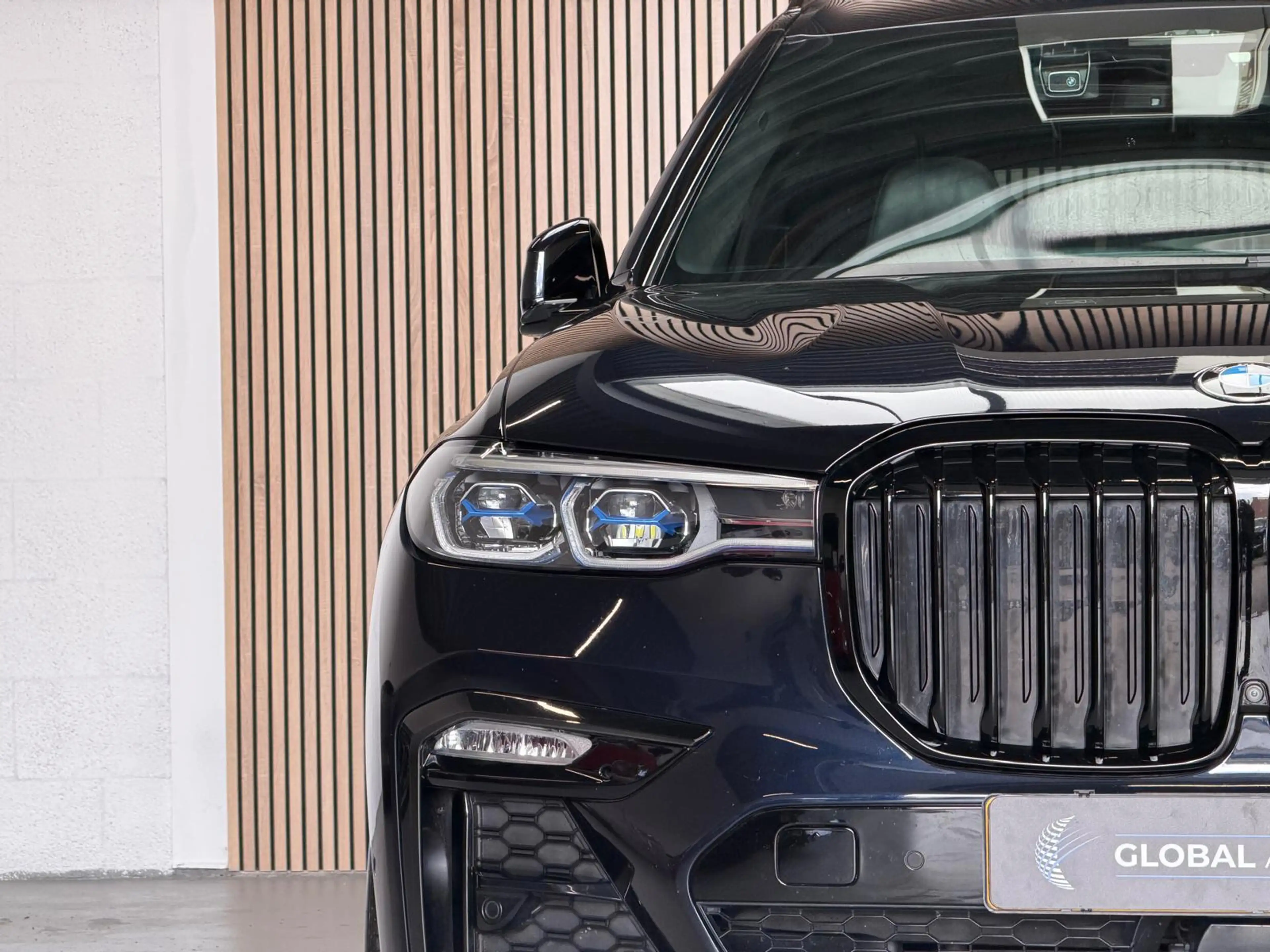 BMW X7 XDrive40i High Executive - M SPORT - SKYLOUNGE - L — photo 12