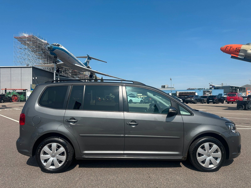 Volkswagen Touran BMT DSG PDC SHZ 7-Sitze AHK Klimaaut Tem — photo 4