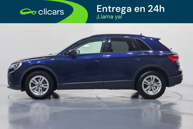 Audi Q3 view 8