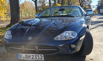 XK8 Coupe
