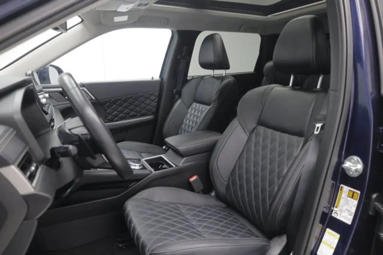 Mitsubishi Outlander снимка Mitsubishi Outlander