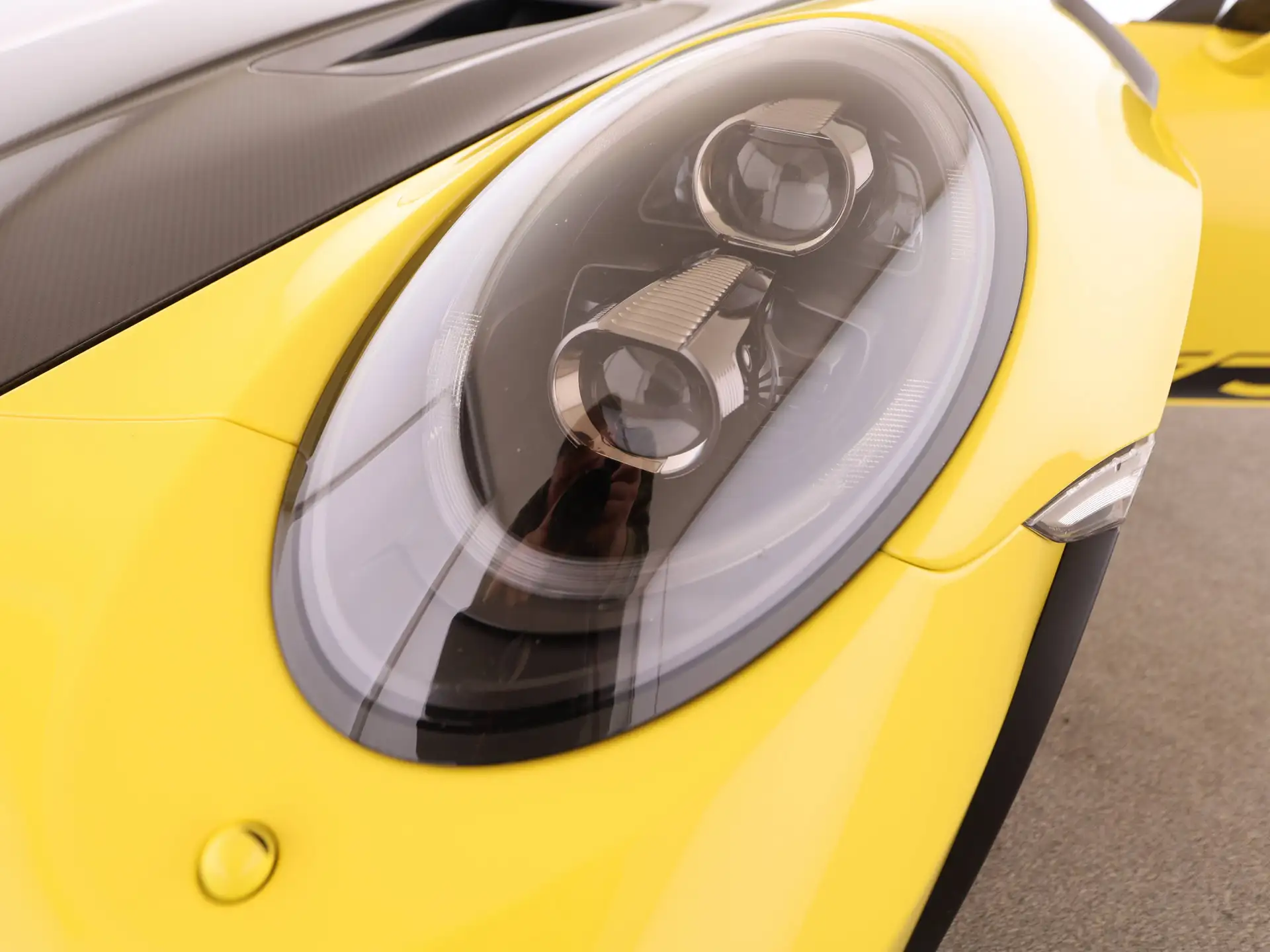 포르쉐 911 GT3 RS 2018 노랑 사진 8