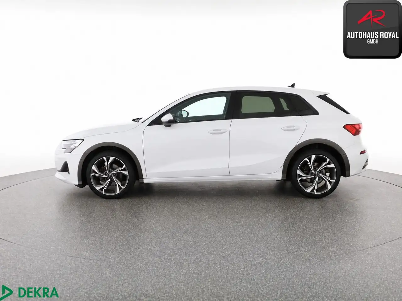 Audi A3 Sportback 30 TFSI S LINE 18 Z. KAMERA,KEYLESS, миниатюра 2