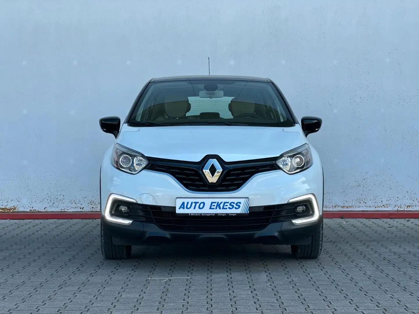 Renault Captur Experience 1.2 TCE Energy TEMP*NAVI Zwart - 2