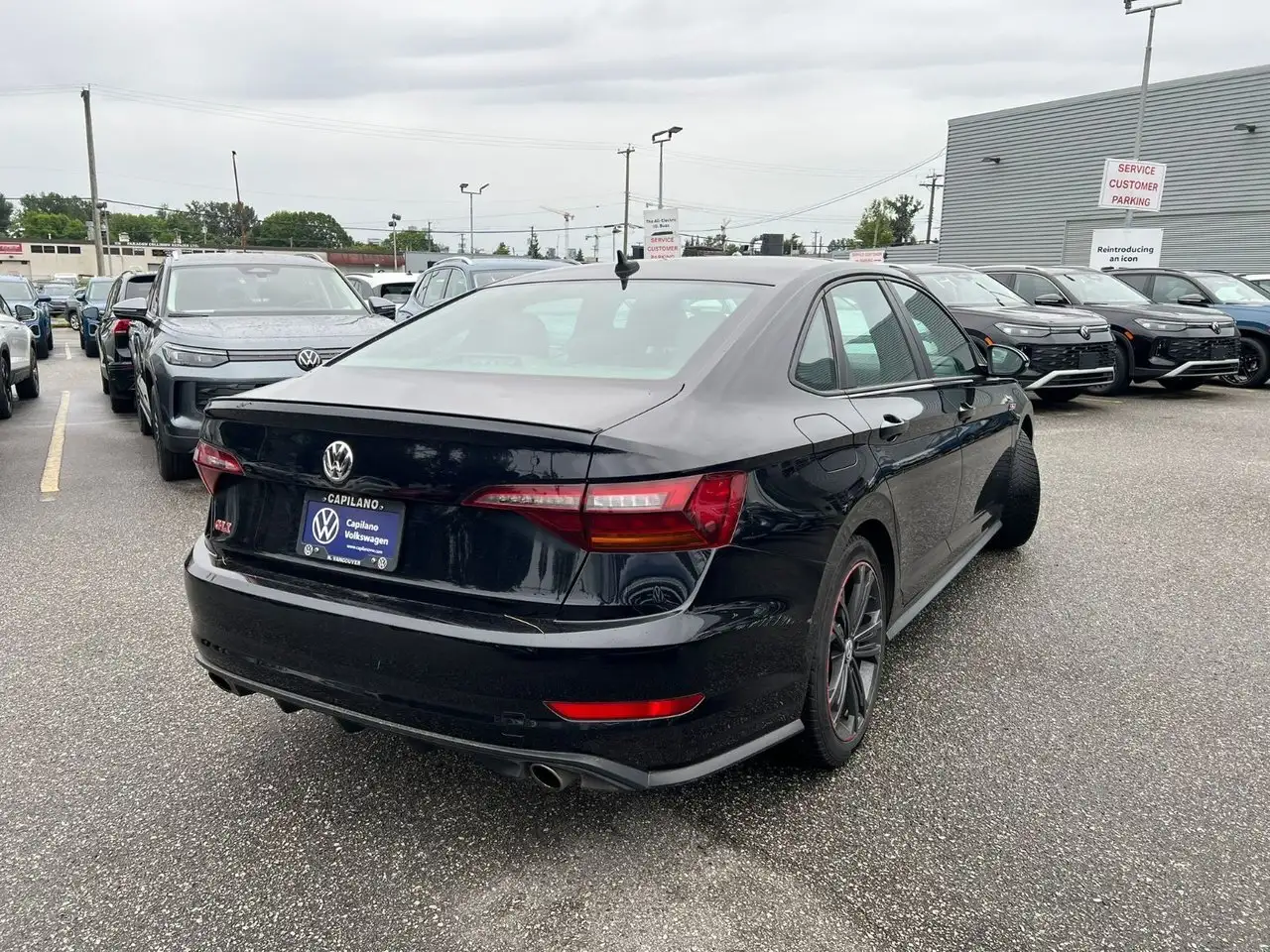 Volkswagen Jetta снимка Volkswagen Jetta