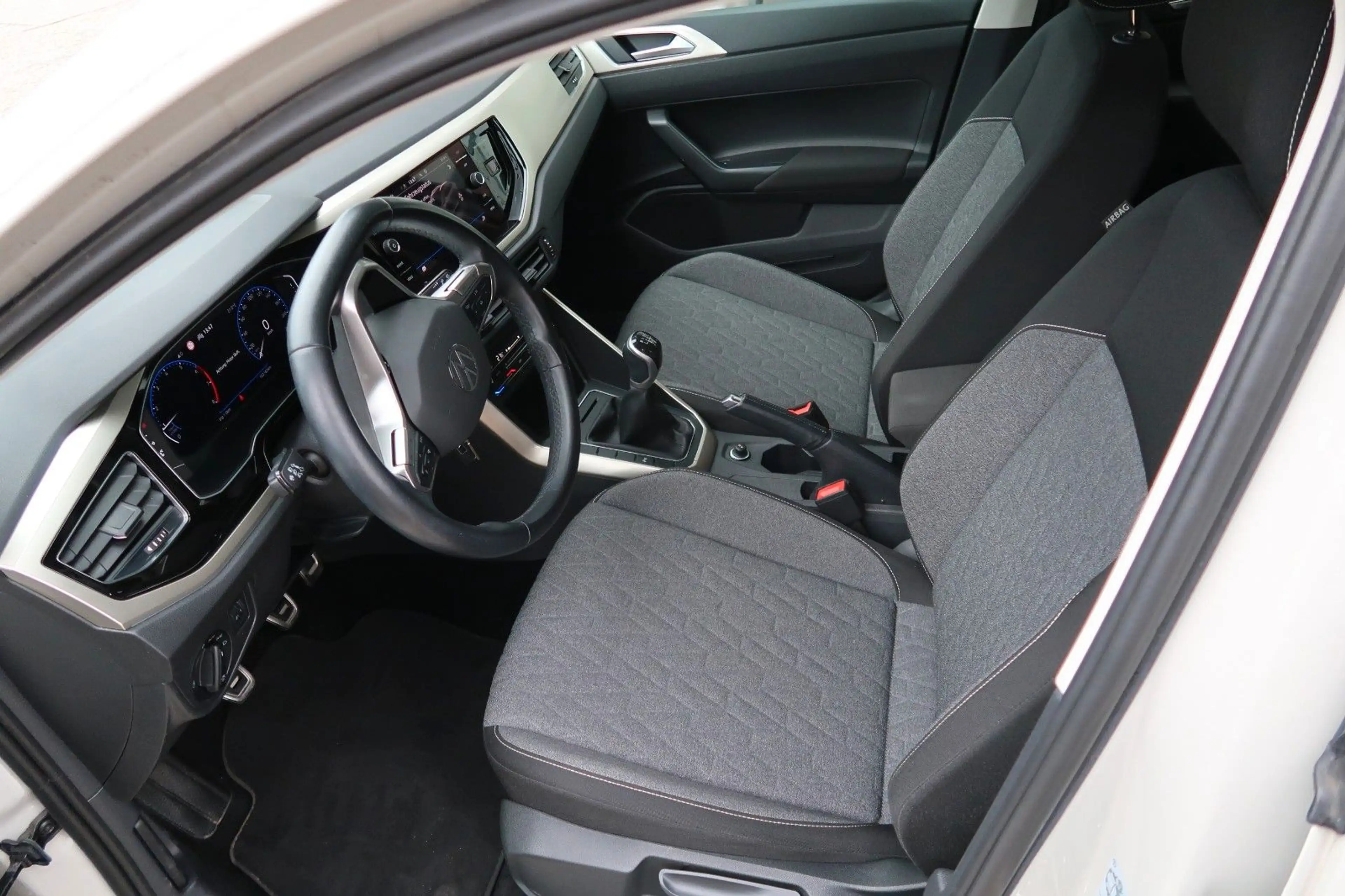 Volkswagen Taigo Move|1.0 TSI|Virtual|1 Hand|ACC|Spurhalt| — photo 12